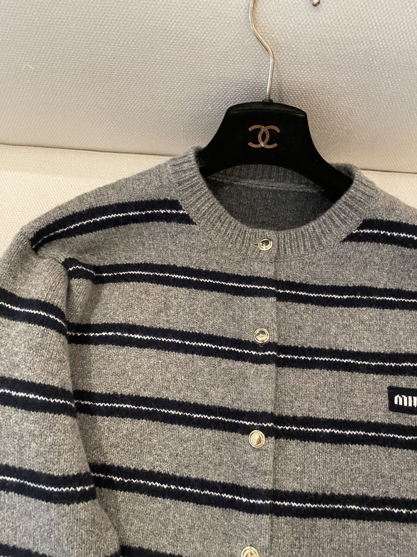 Miu 25fw knitted cardigan