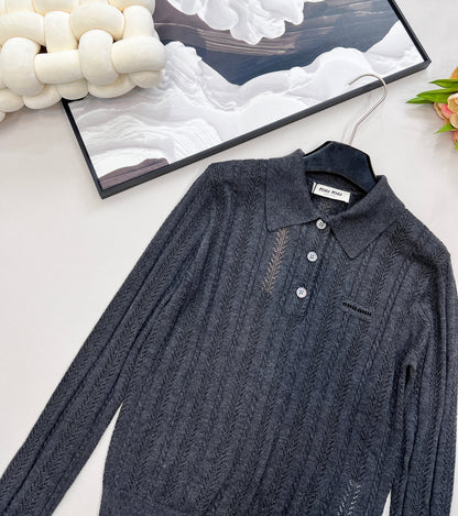 Miu 25fw knitted sweater
