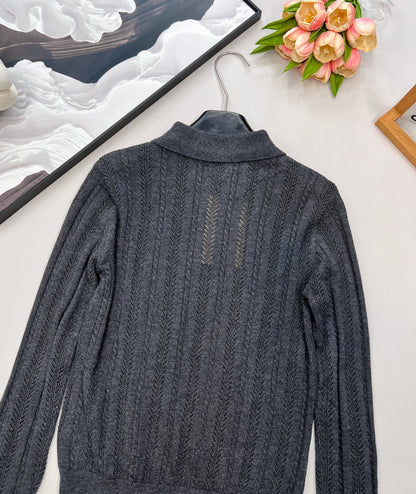 Miu 25fw knitted sweater