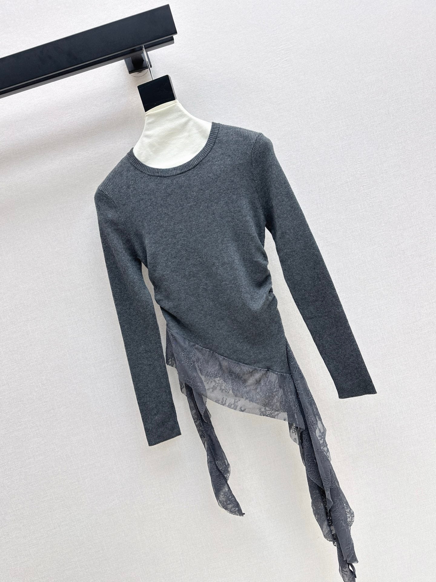 Miu 25fw lace sweater shirt