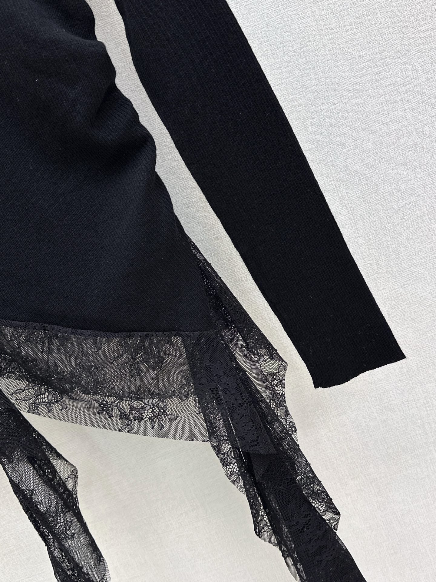 Miu 25fw lace sweater shirt