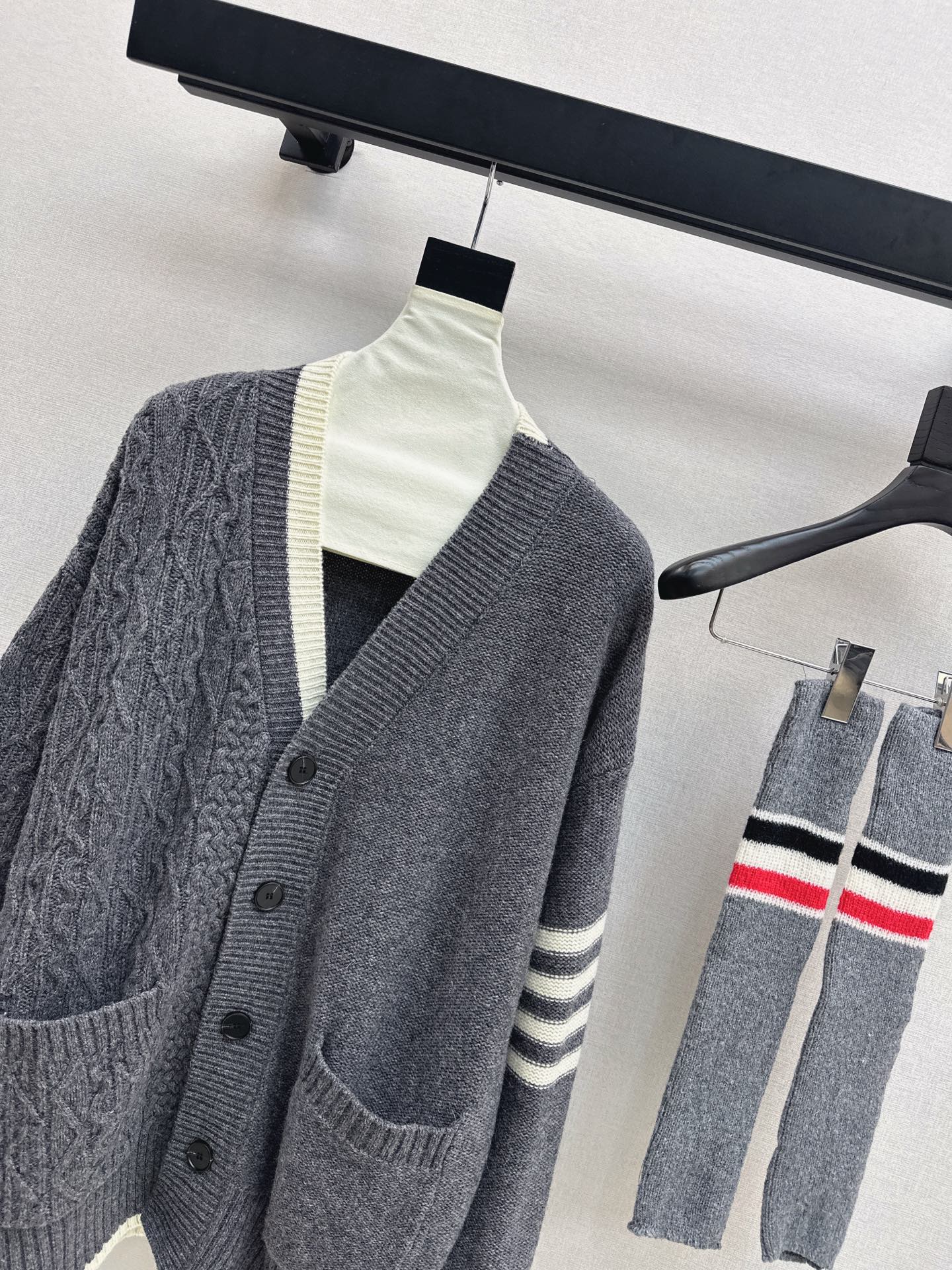 Thom 25fw cardigan