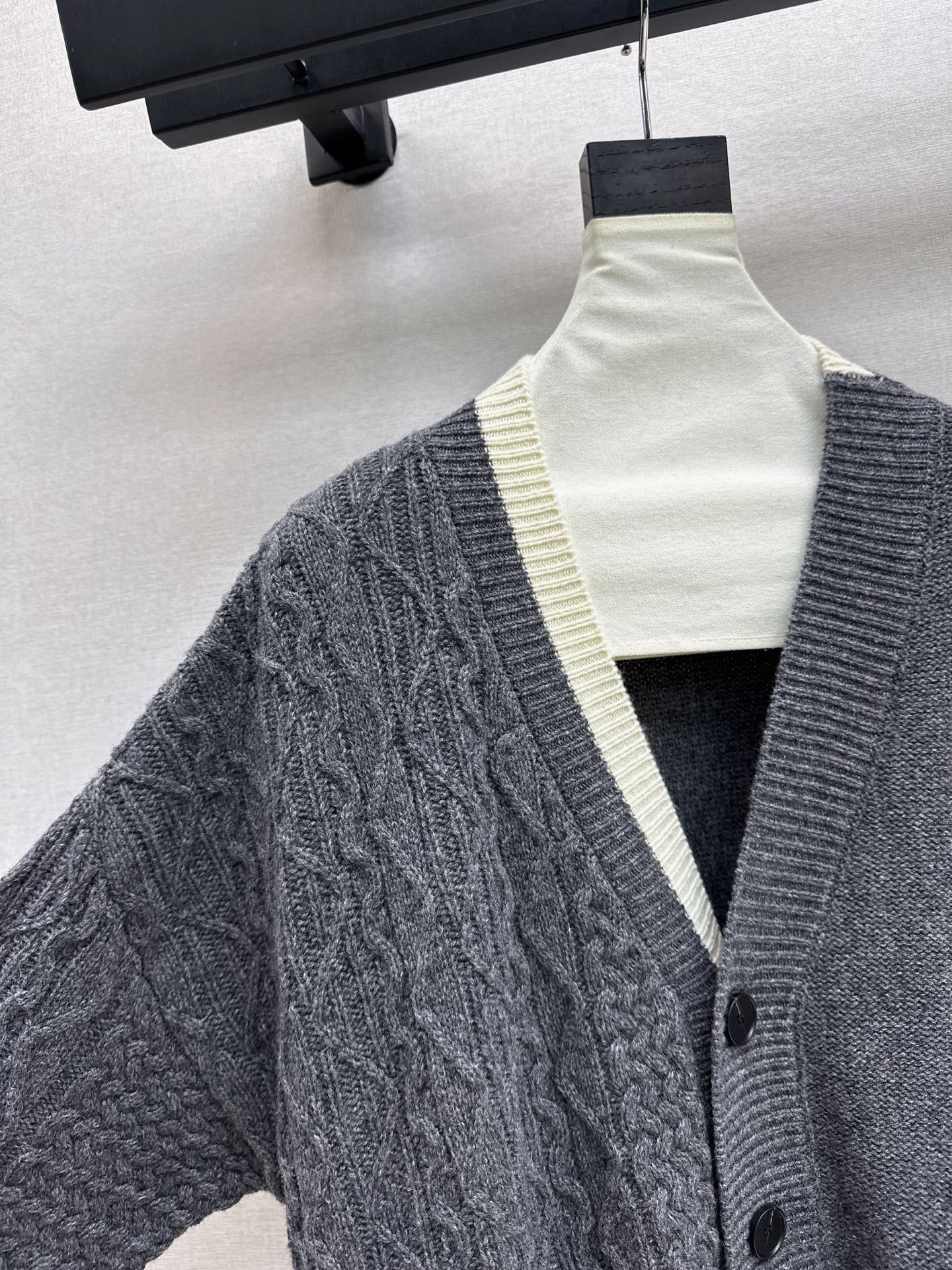 Thom 25fw cardigan