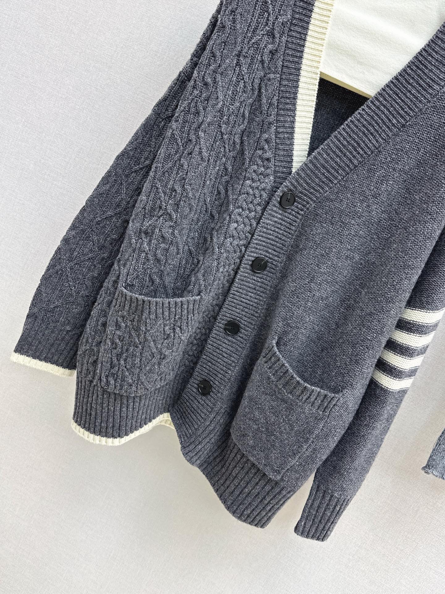 Thom 25fw cardigan