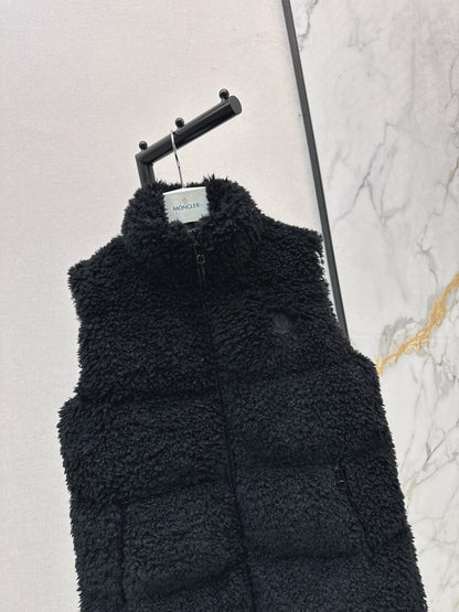 Monc 25fw down vest