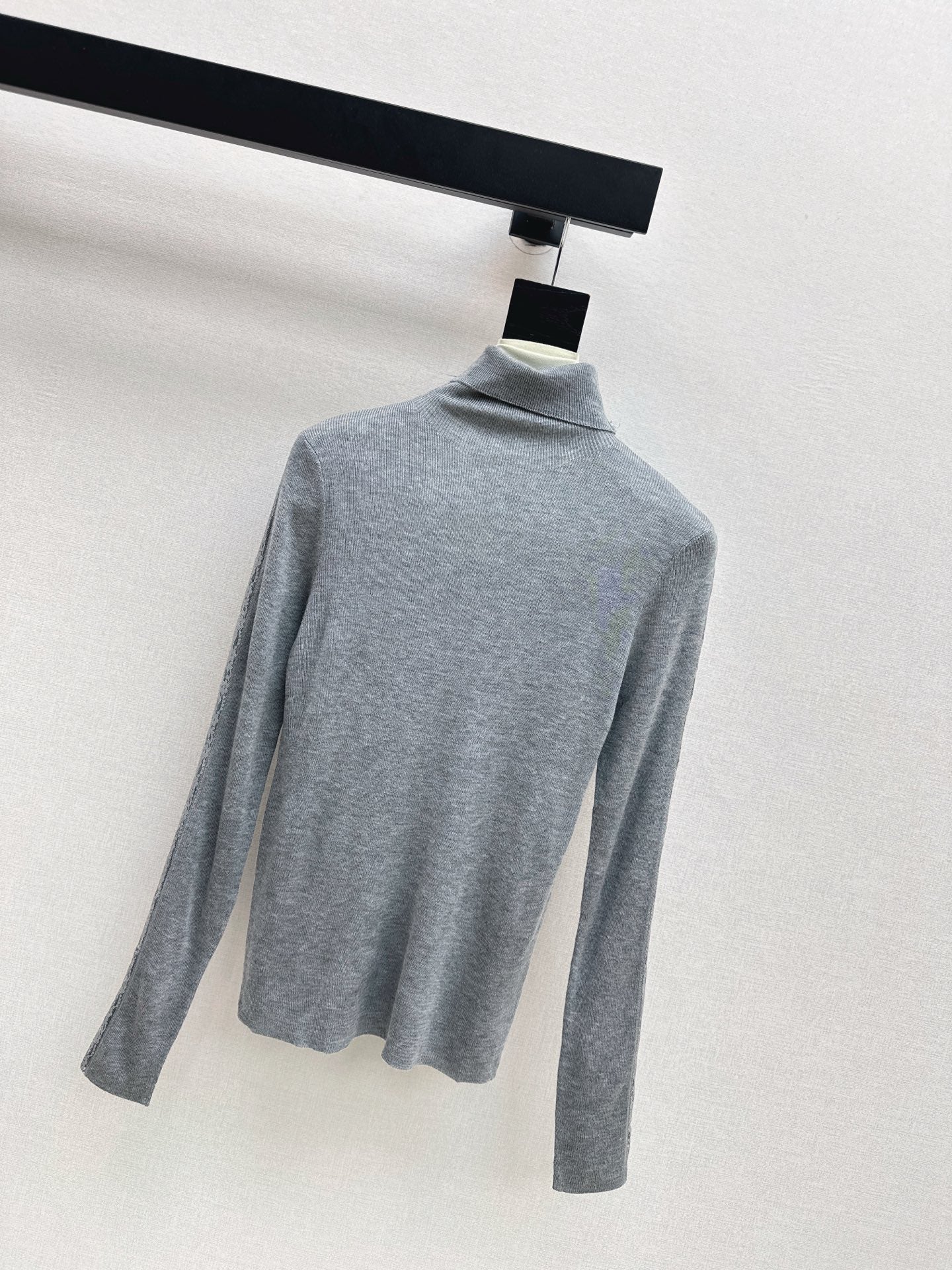 Erma 25fw lace sweatshirts