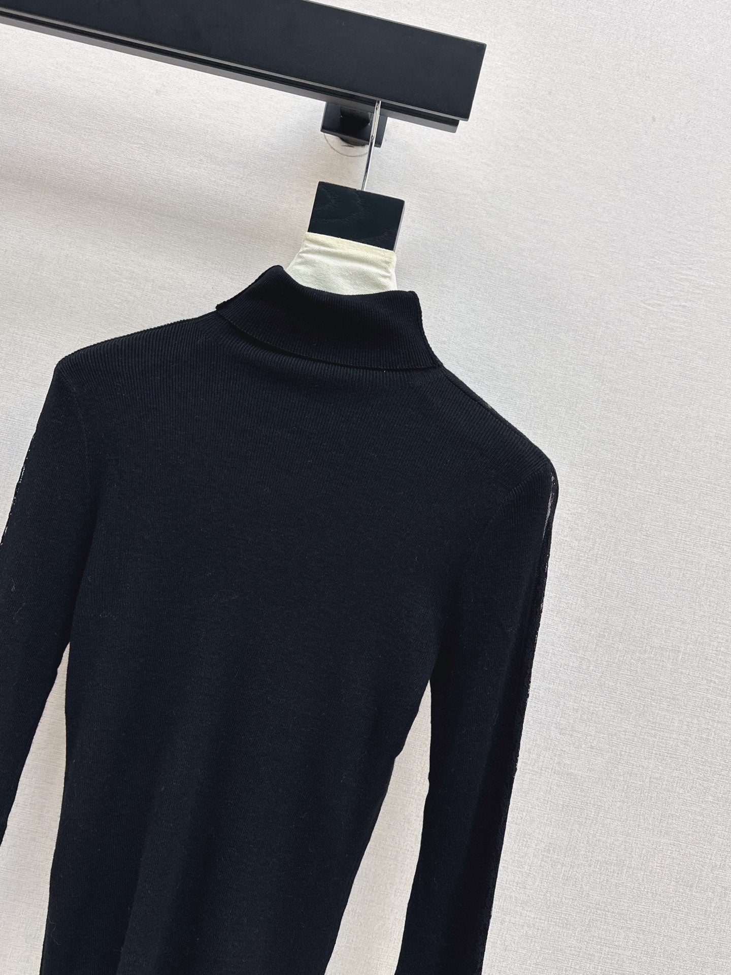 Erma 25fw lace sweatshirts
