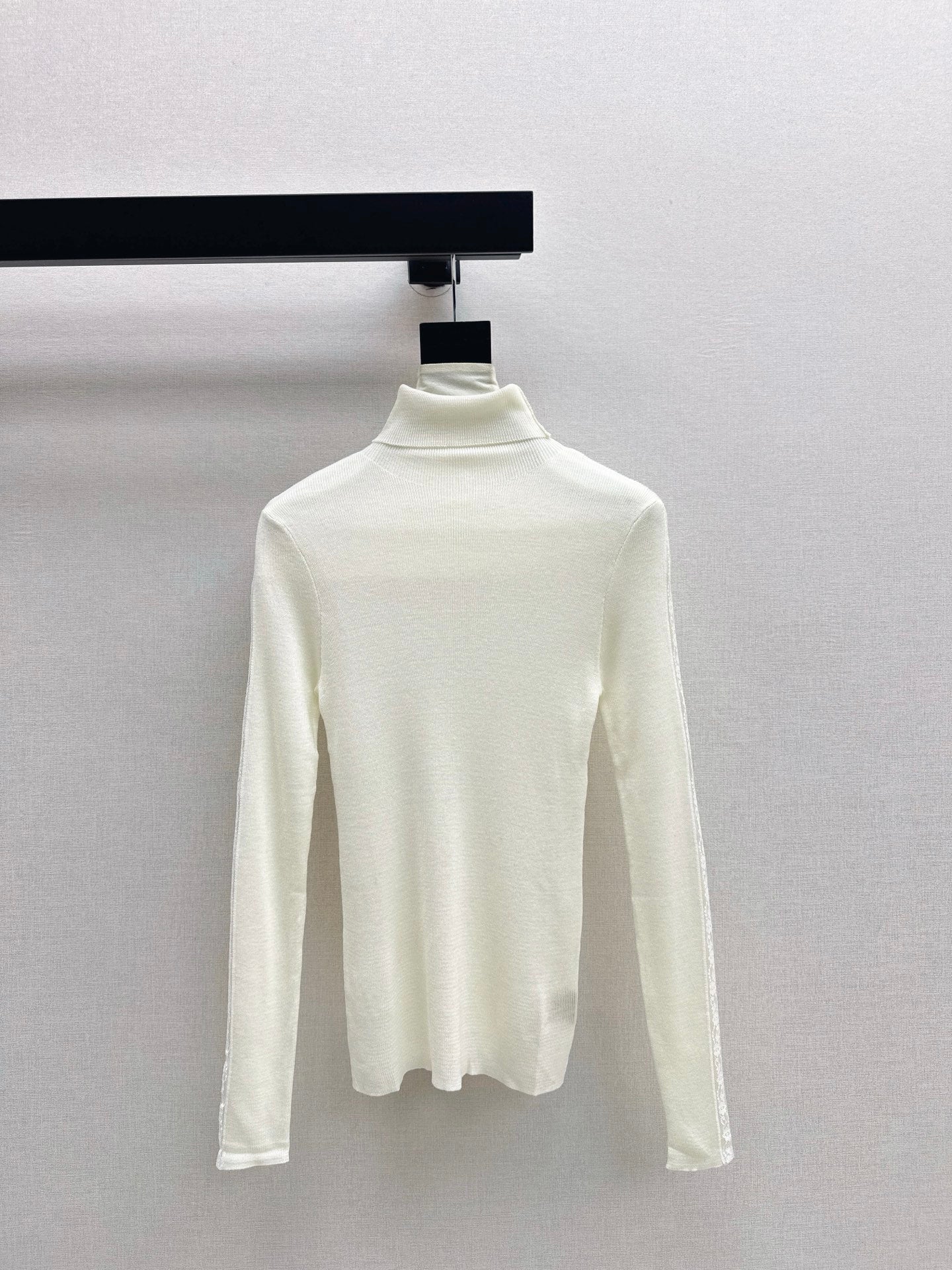 Erma 25fw lace sweatshirts