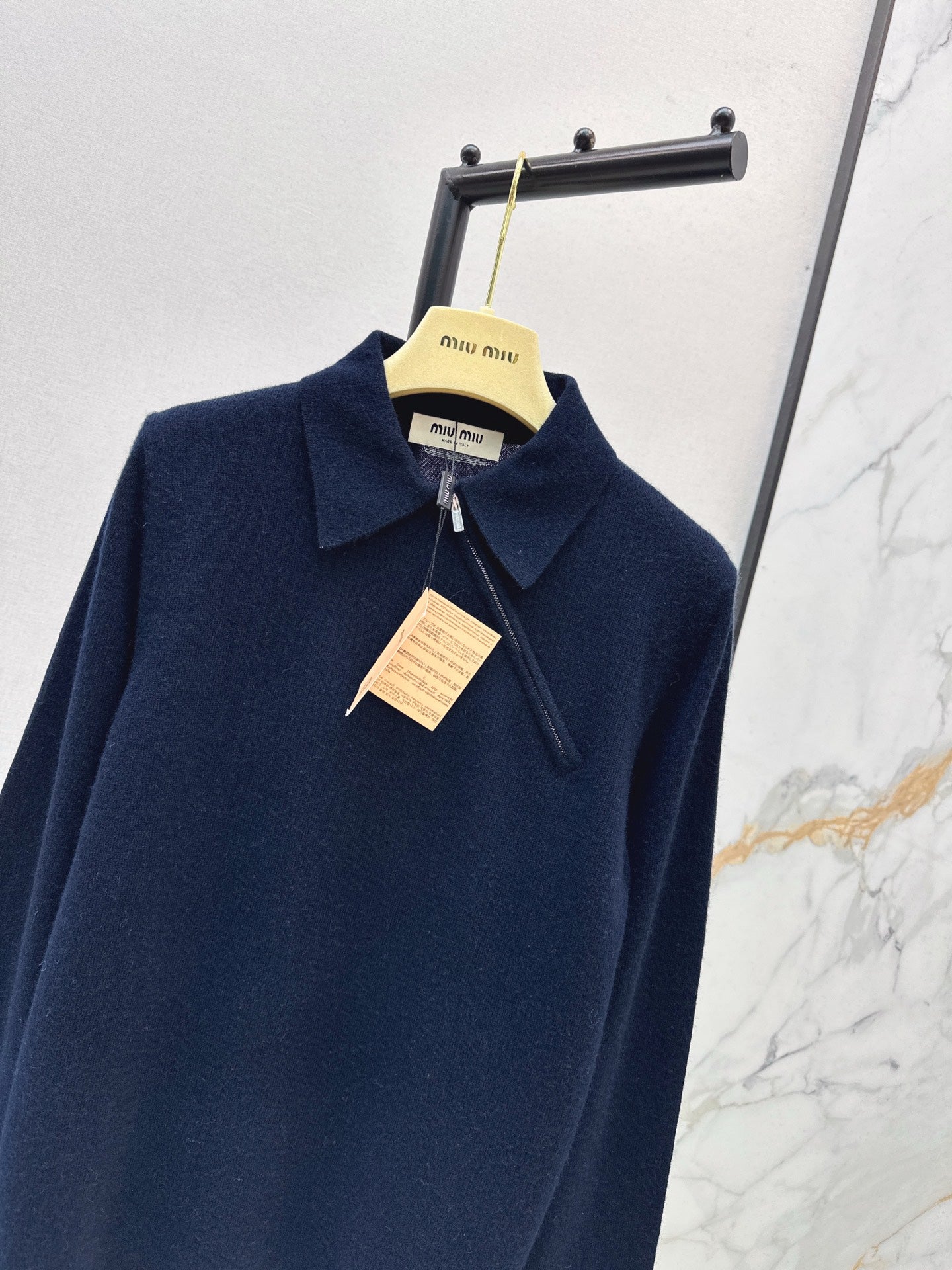 Miu 25fw polo sweatshirts