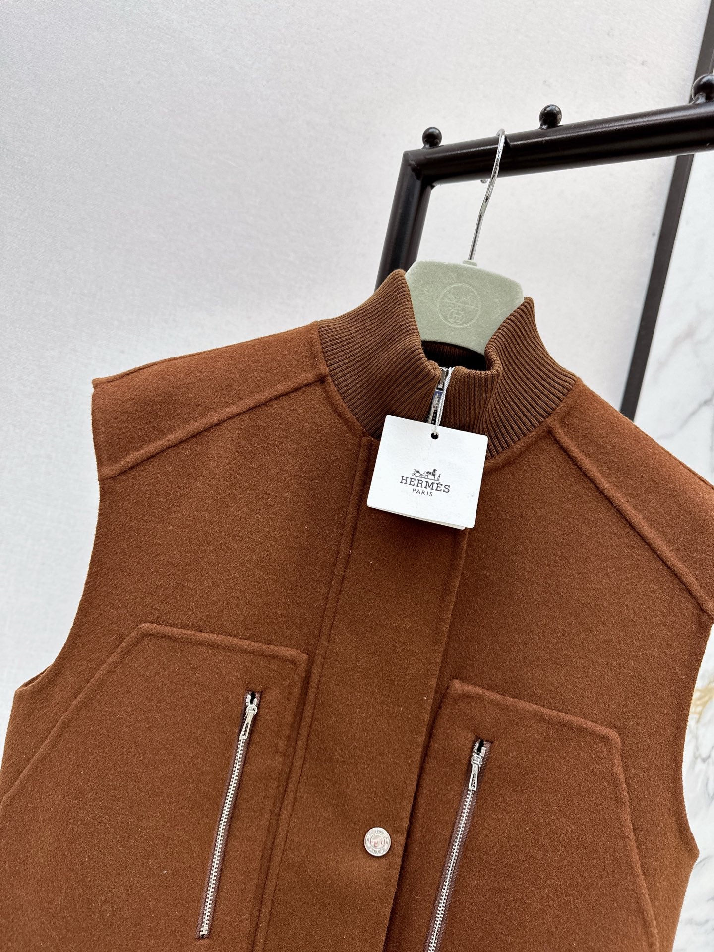 Herm 25fw wool vest