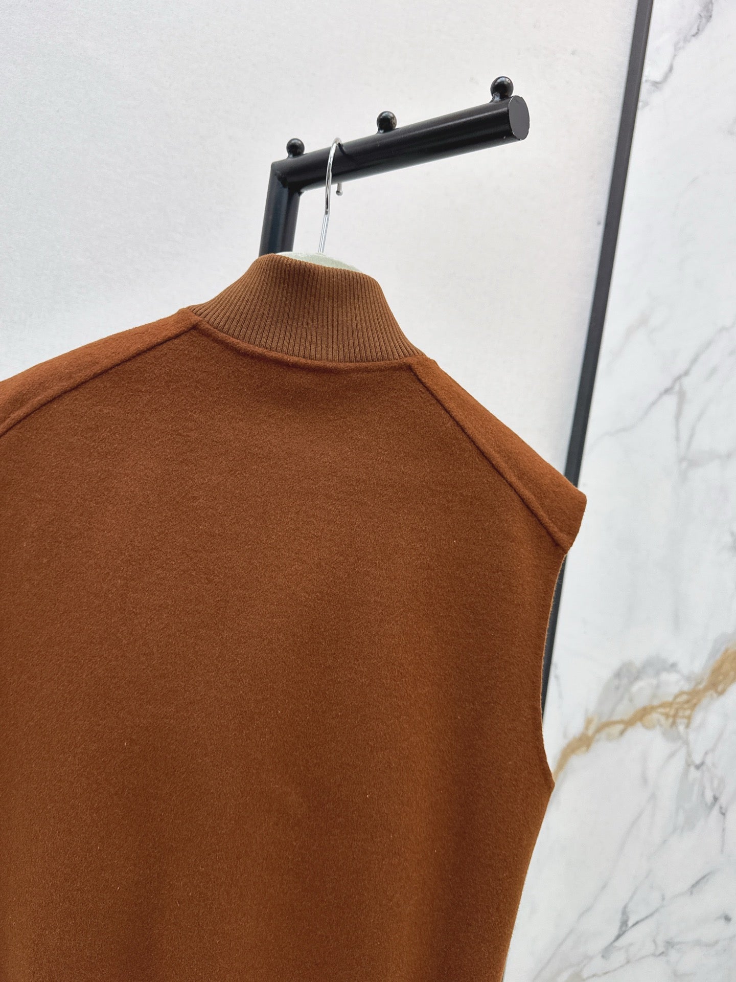 Herm 25fw wool vest