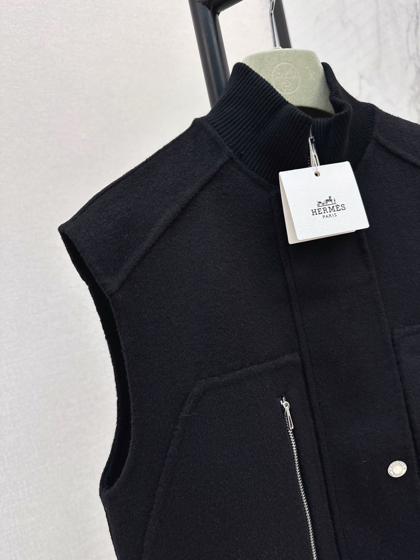 Herm 25fw wool vest