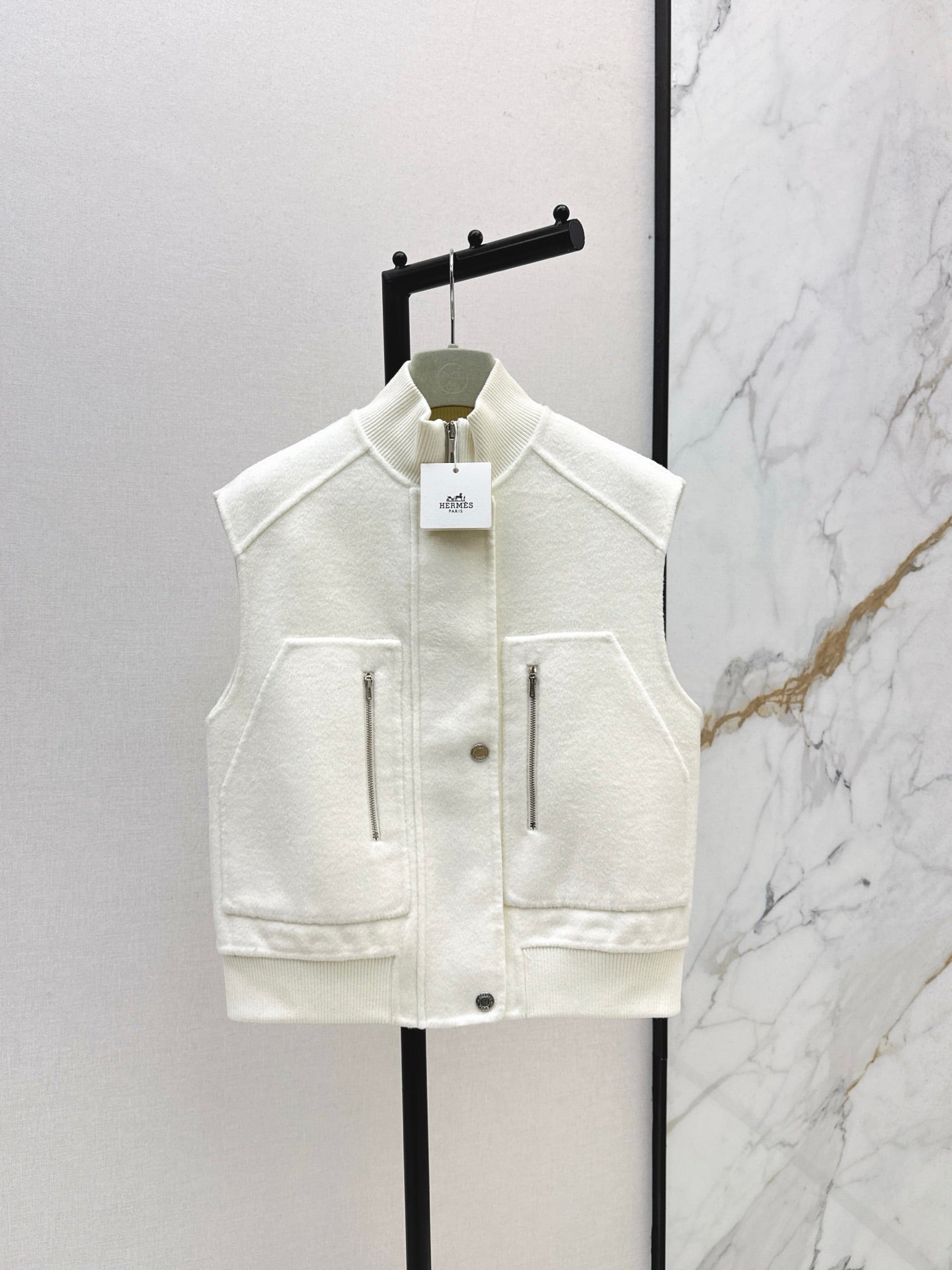 Herm 25fw wool vest