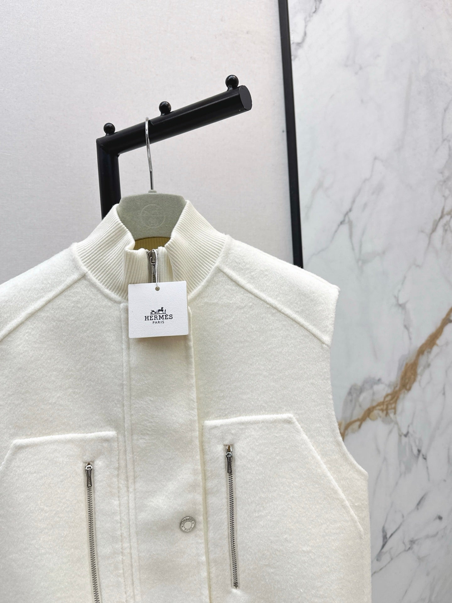 Herm 25fw wool vest