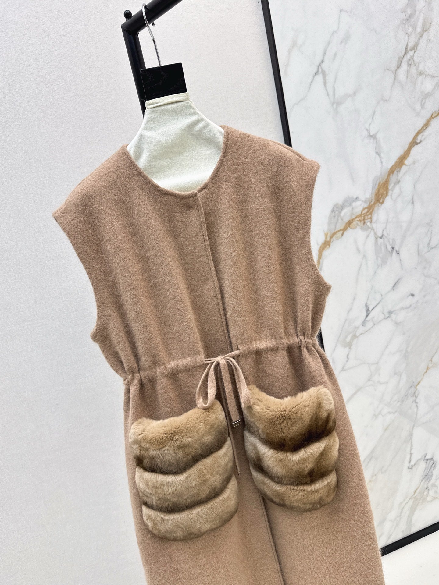 Fen 25fw wool vest jacket