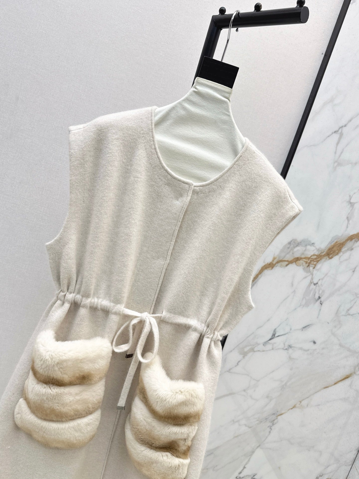 Fen 25fw wool vest jacket
