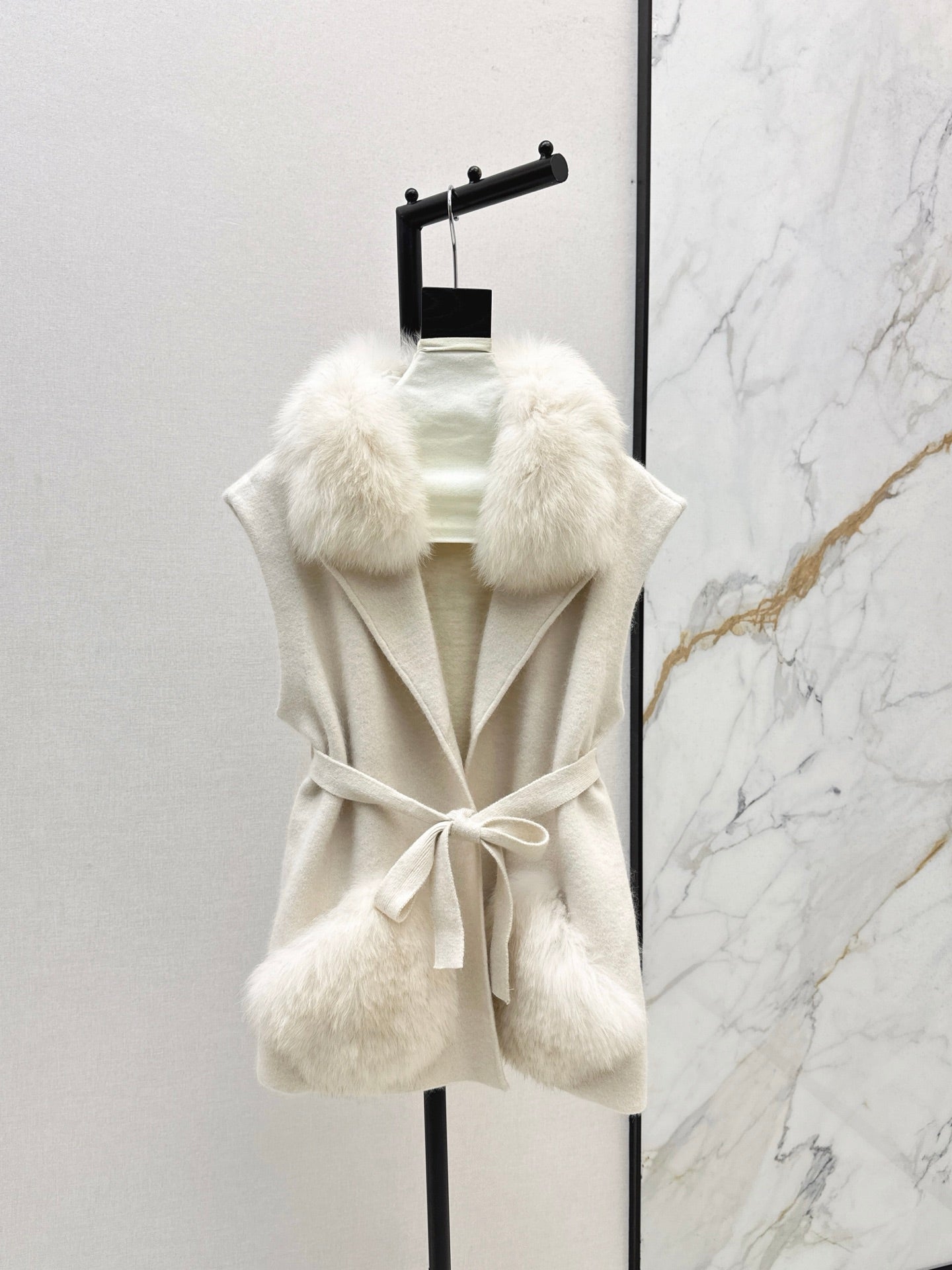 Fen 25fw wool vest jacket