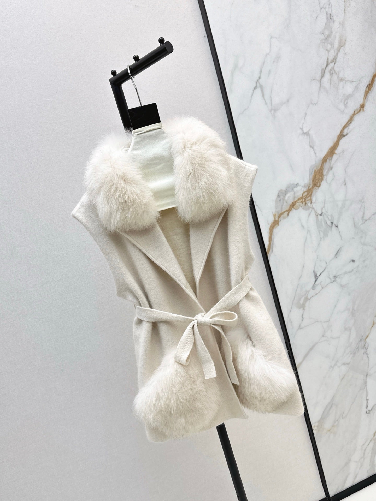 Fen 25fw wool vest jacket