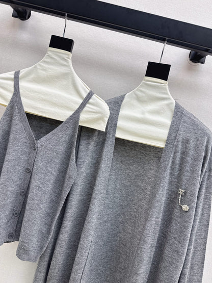 Chan 25fw knitted vest cardigan set