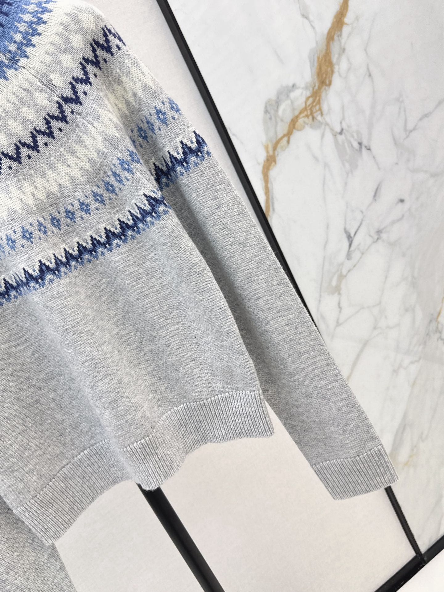 Loro 25fw sweater