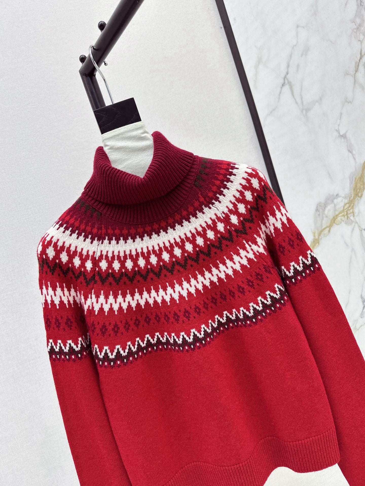 Loro 25fw sweater
