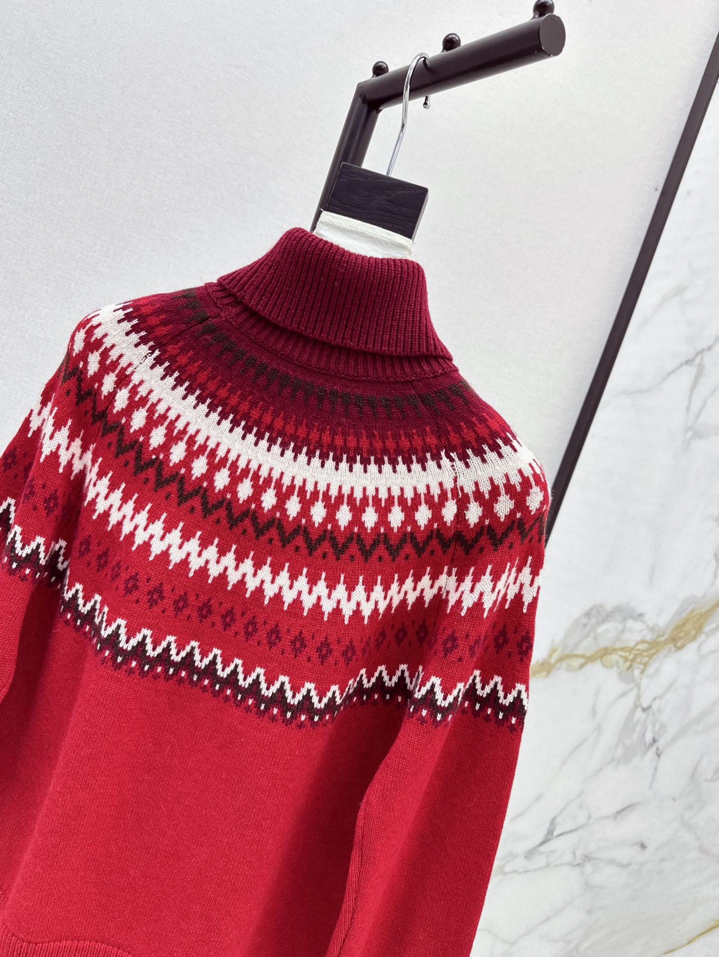 Loro 25fw sweater