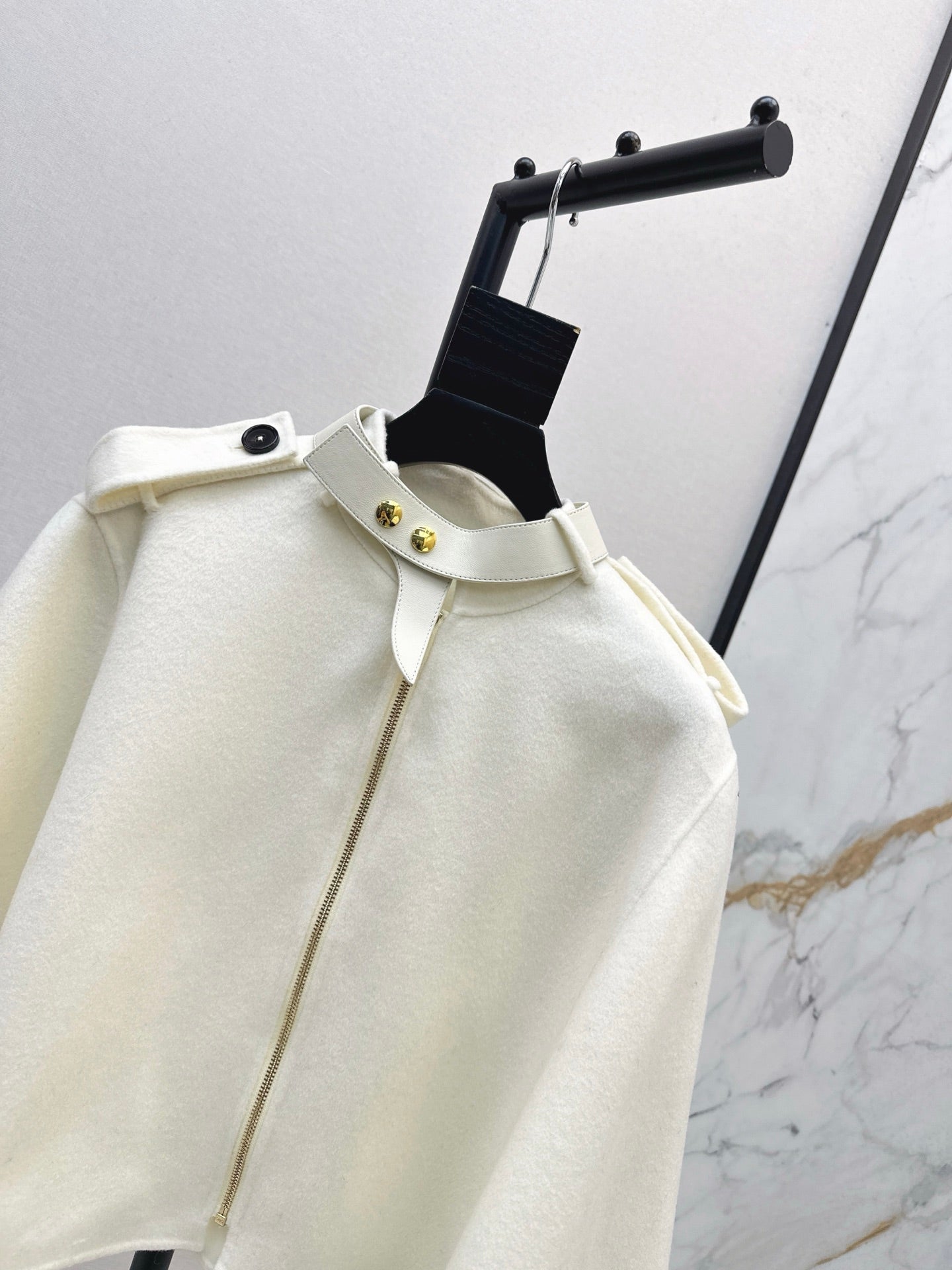 Loui 25fw woolen jacket