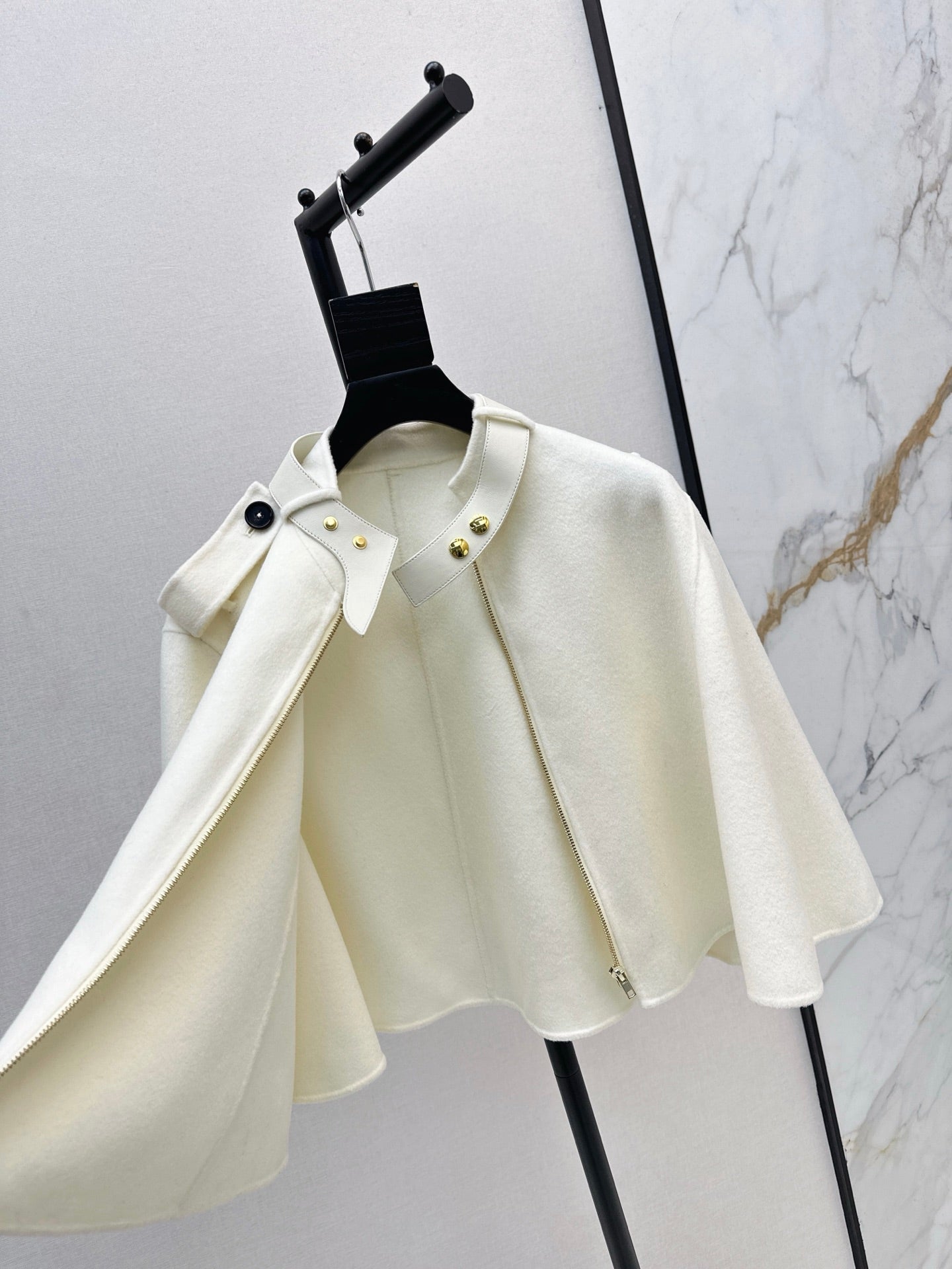 Loui 25fw woolen jacket