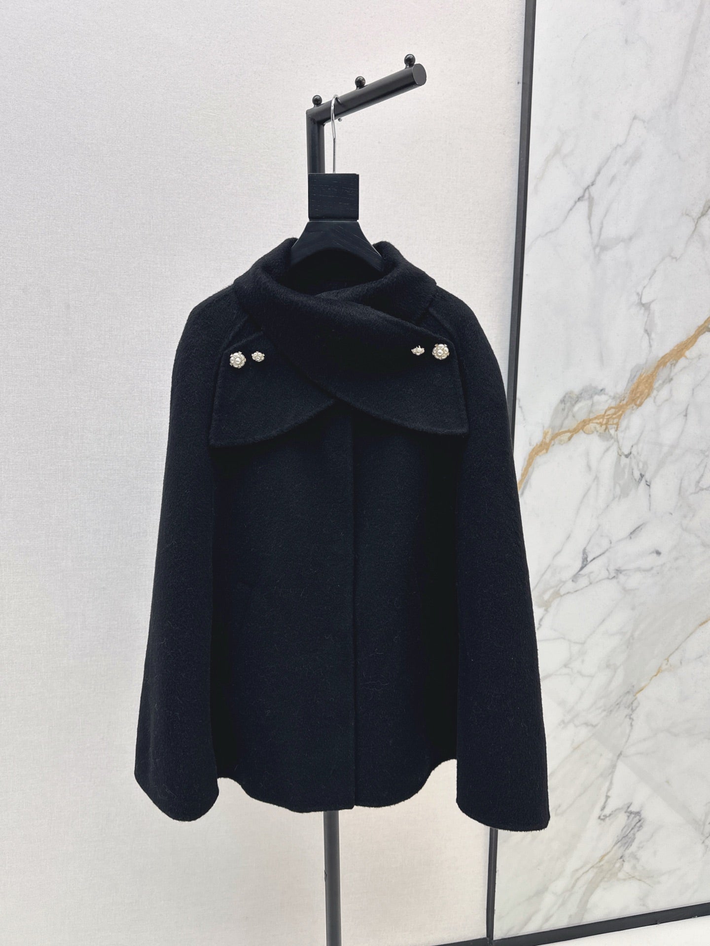 CD 25fw woolen cape coat