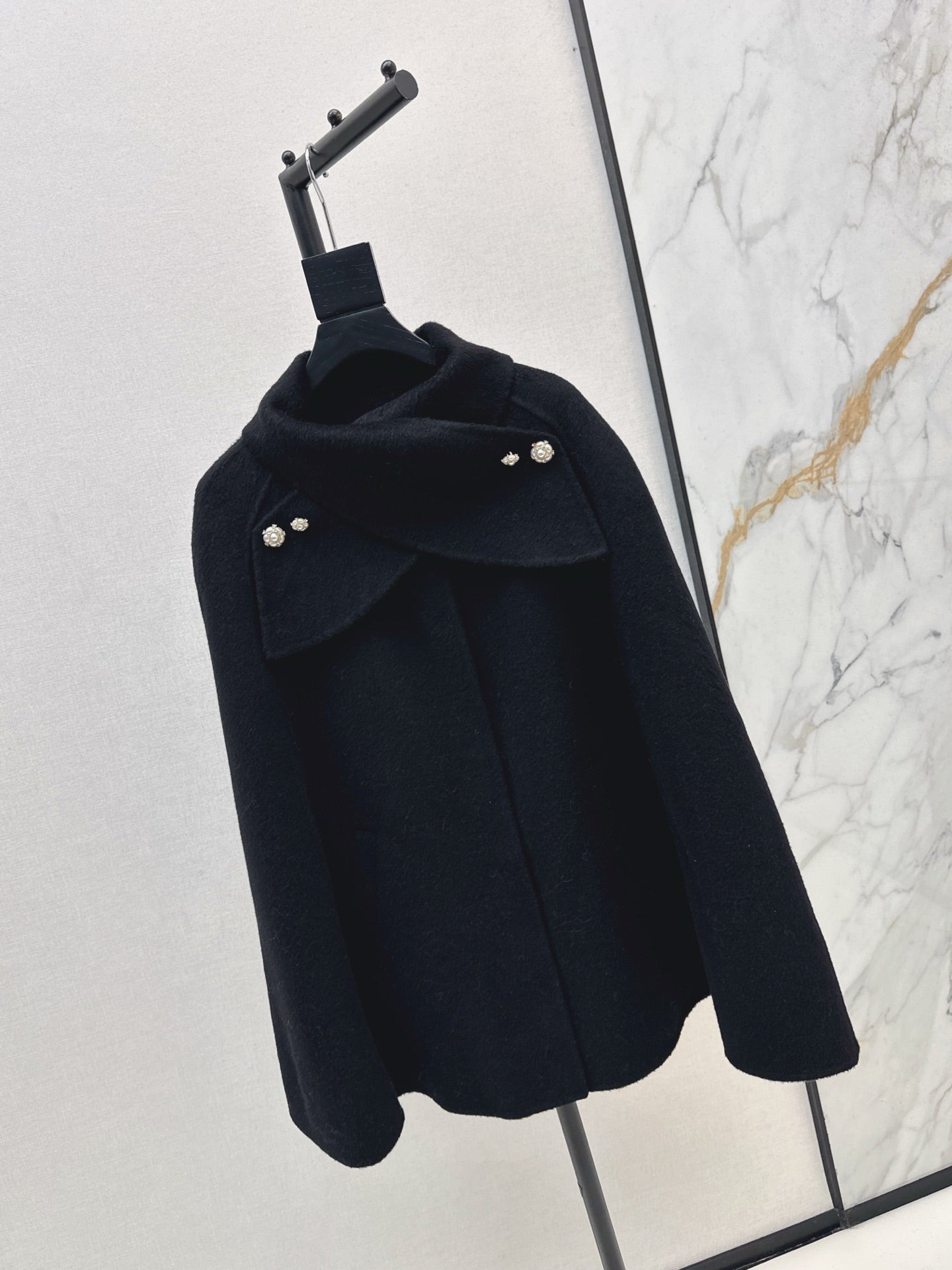 CD 25fw woolen cape coat