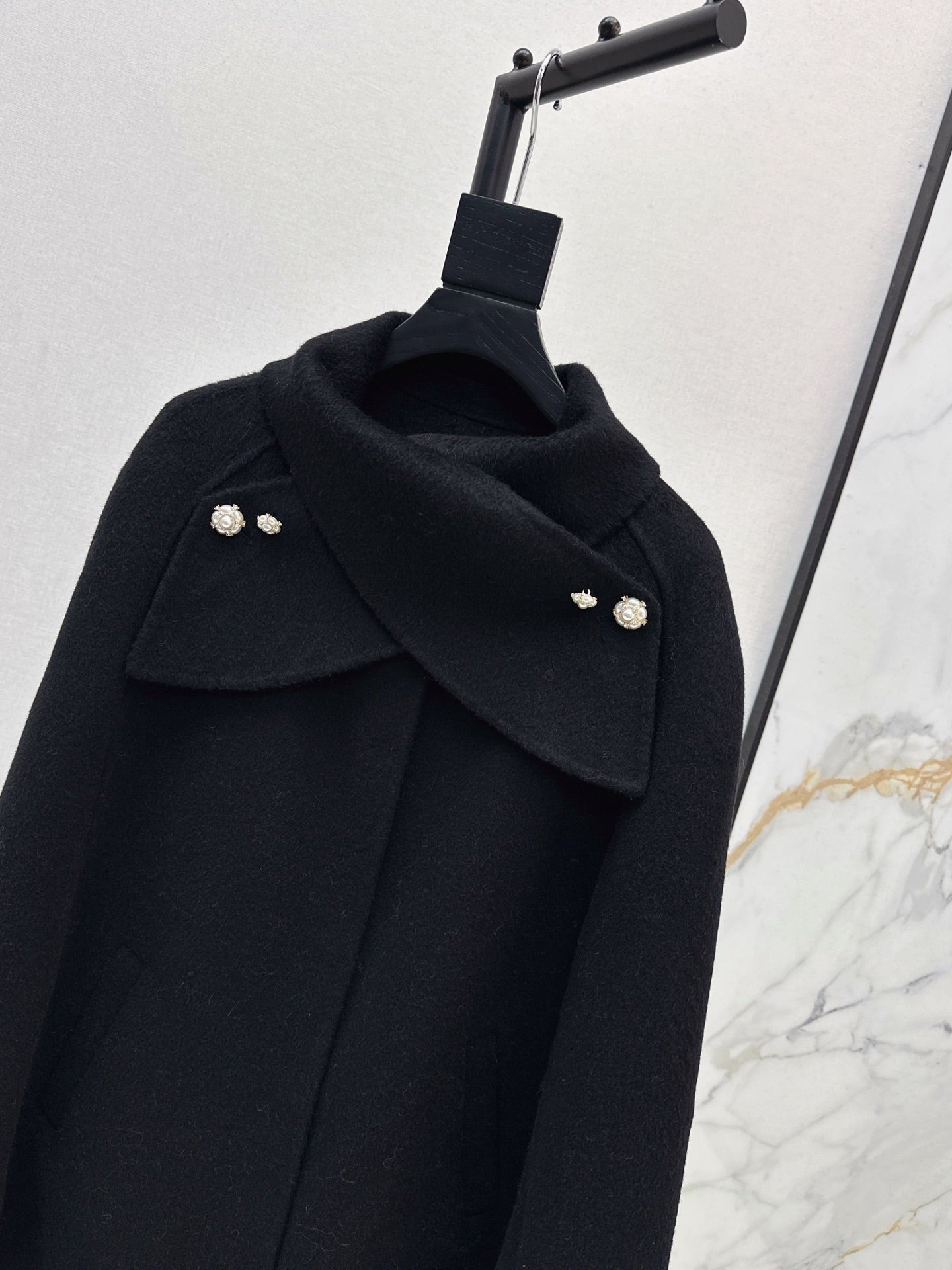 CD 25fw woolen cape coat