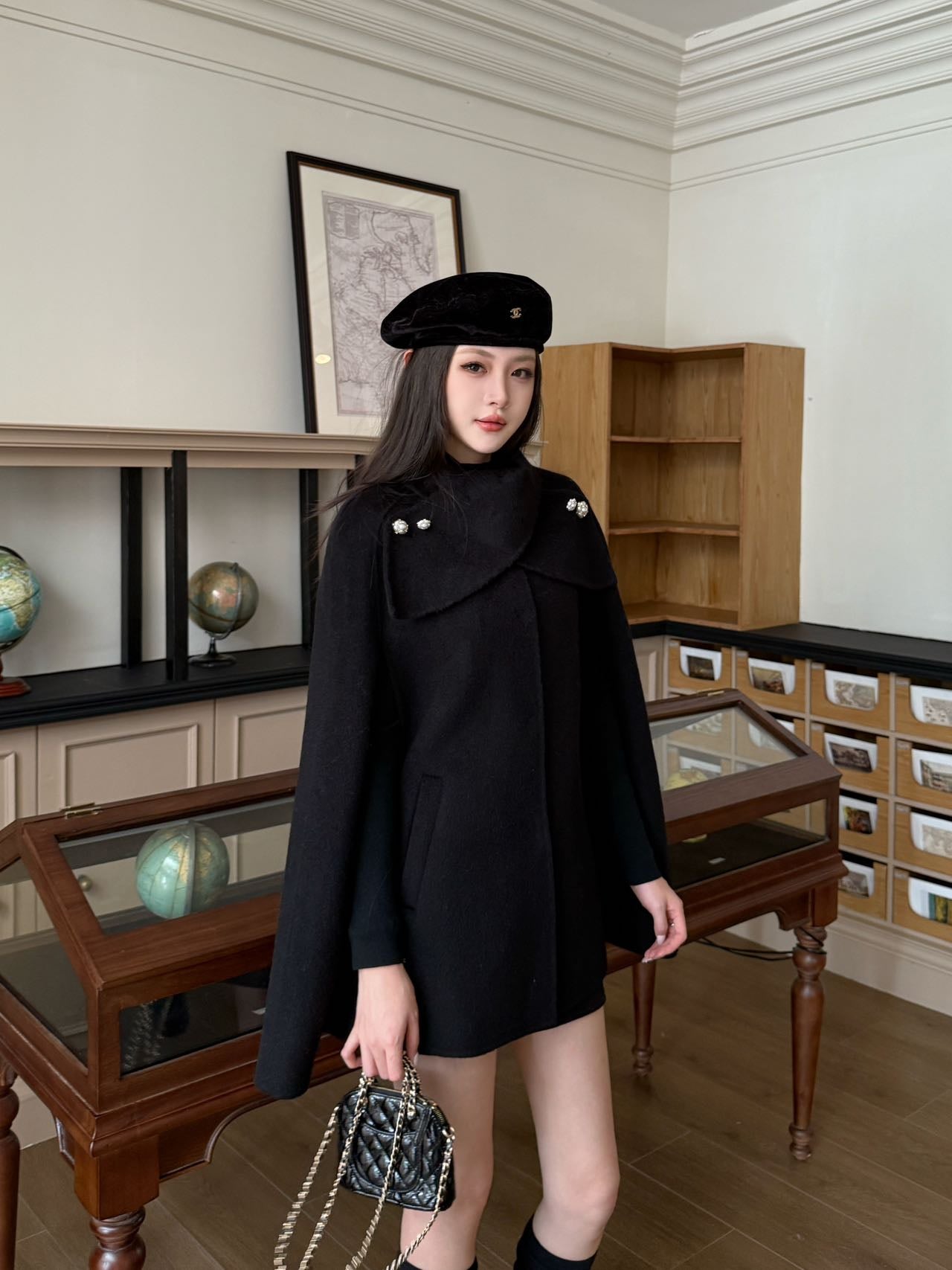 CD 25fw woolen cape coat