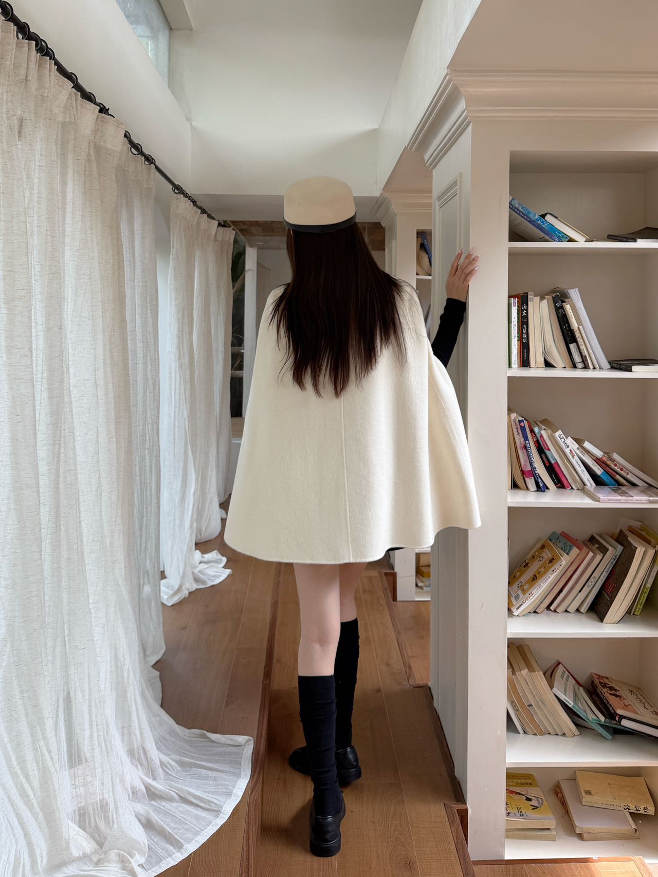 CD 25fw woolen cape coat