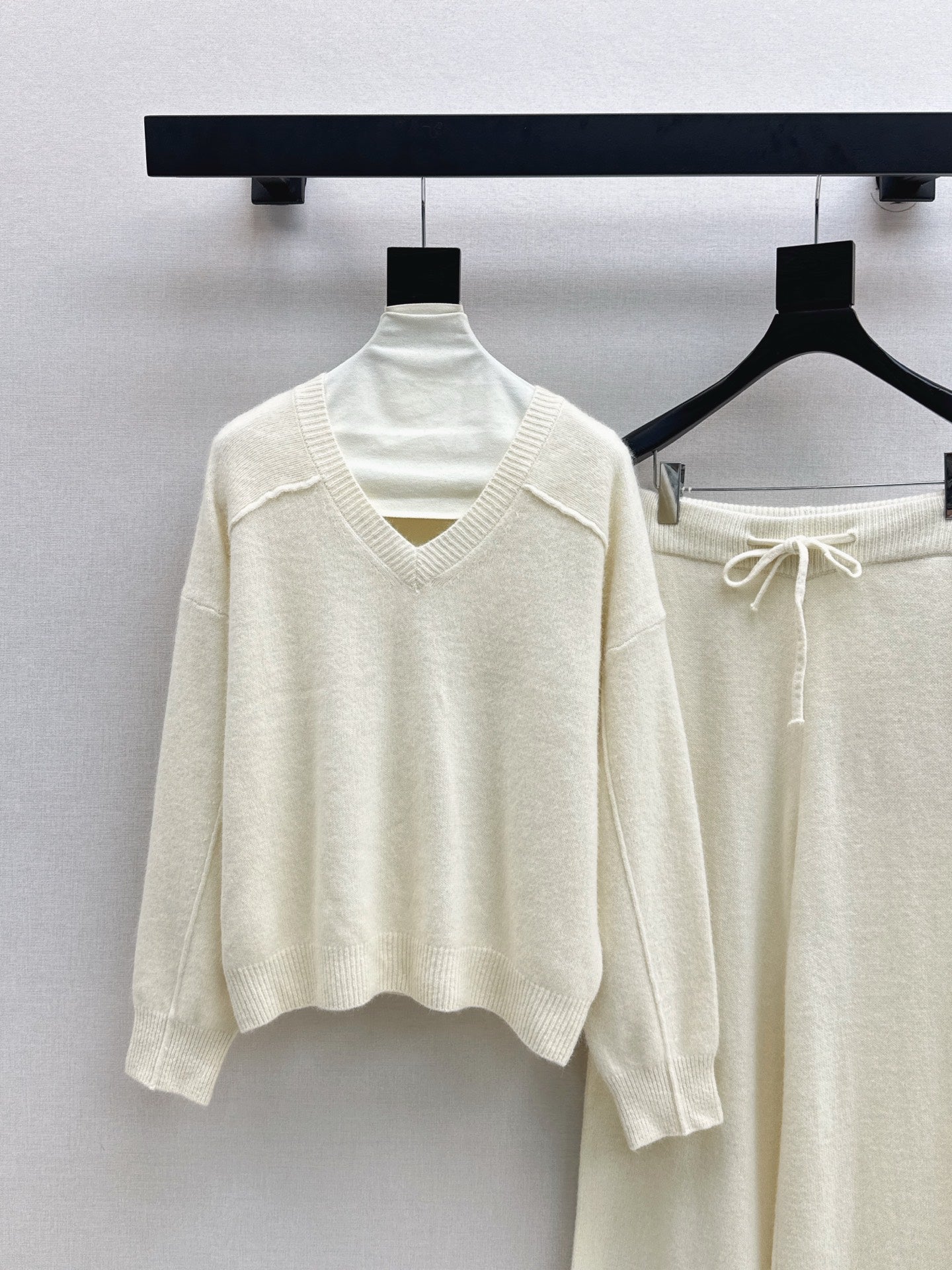 Loro 25fw pullover pants sets