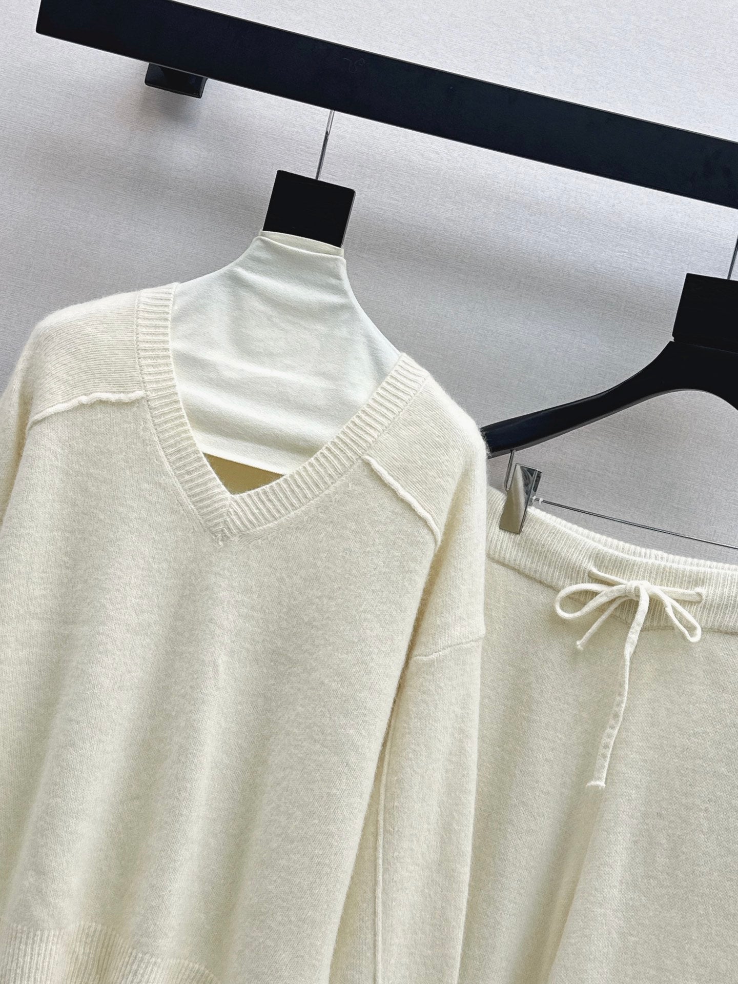 Loro 25fw pullover pants sets