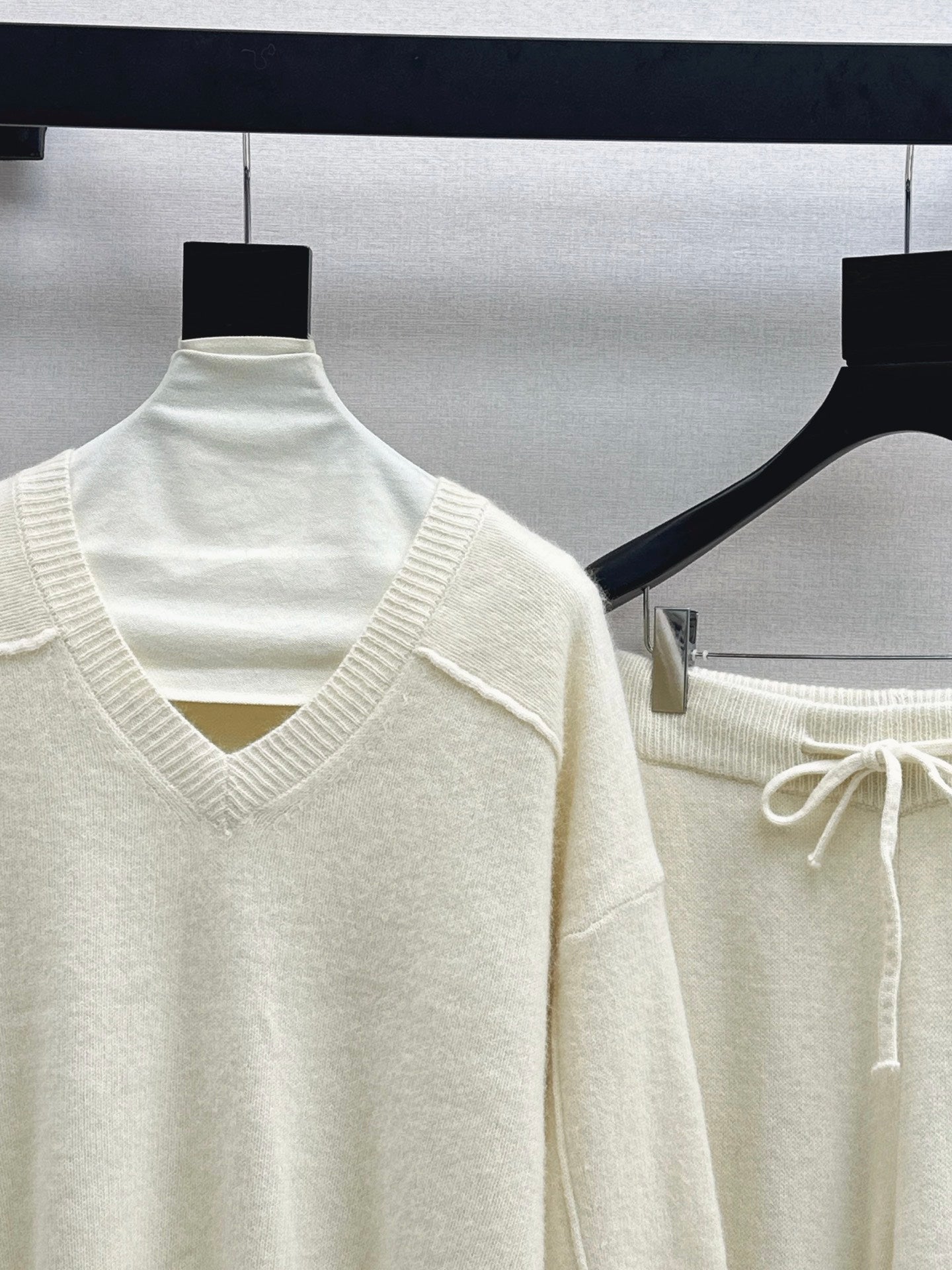 Loro 25fw pullover pants sets