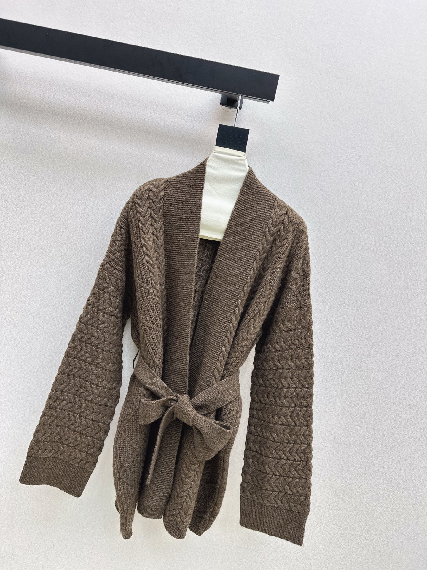 Loro 25fw knitted cardigan