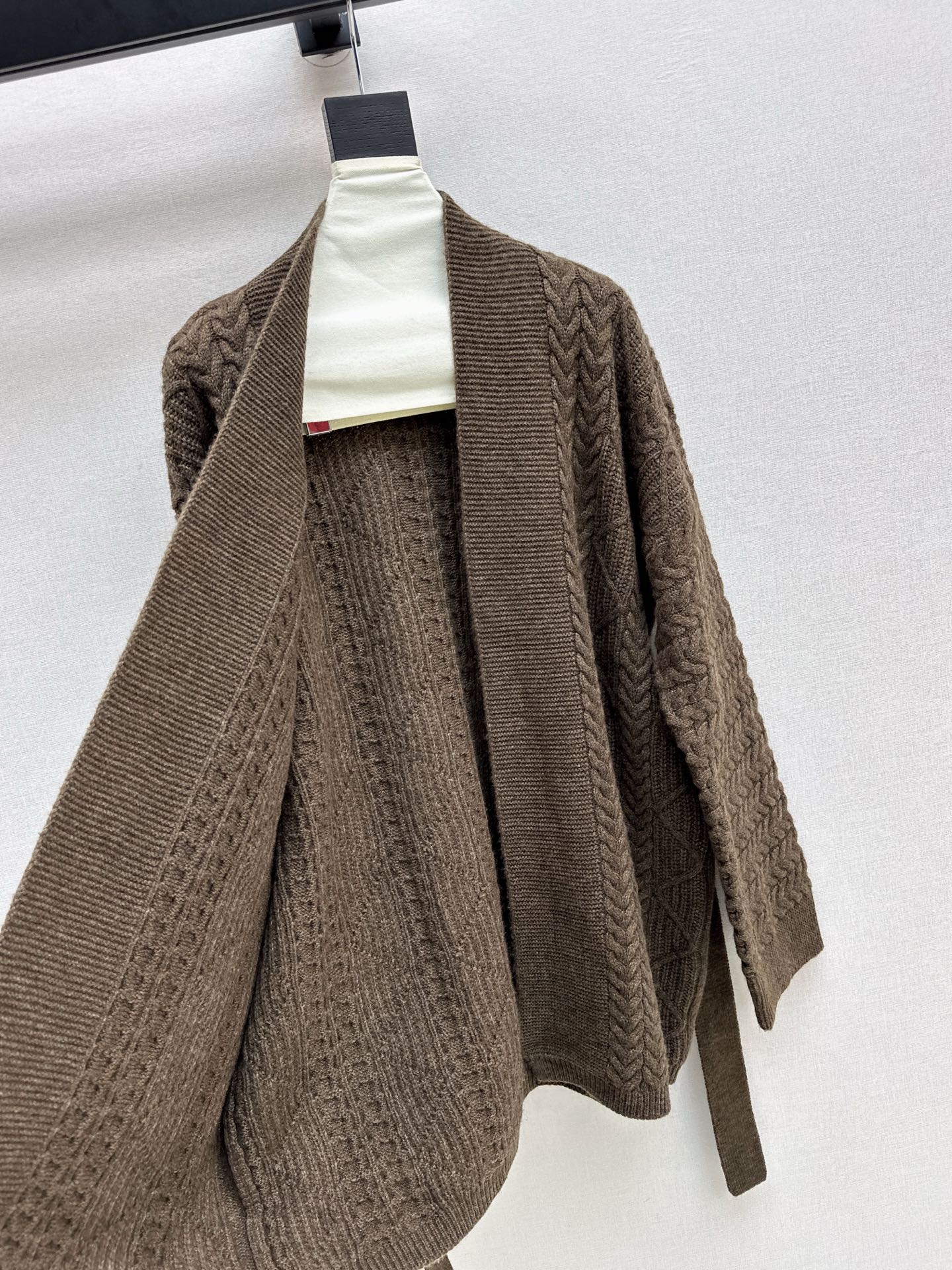 Loro 25fw knitted cardigan