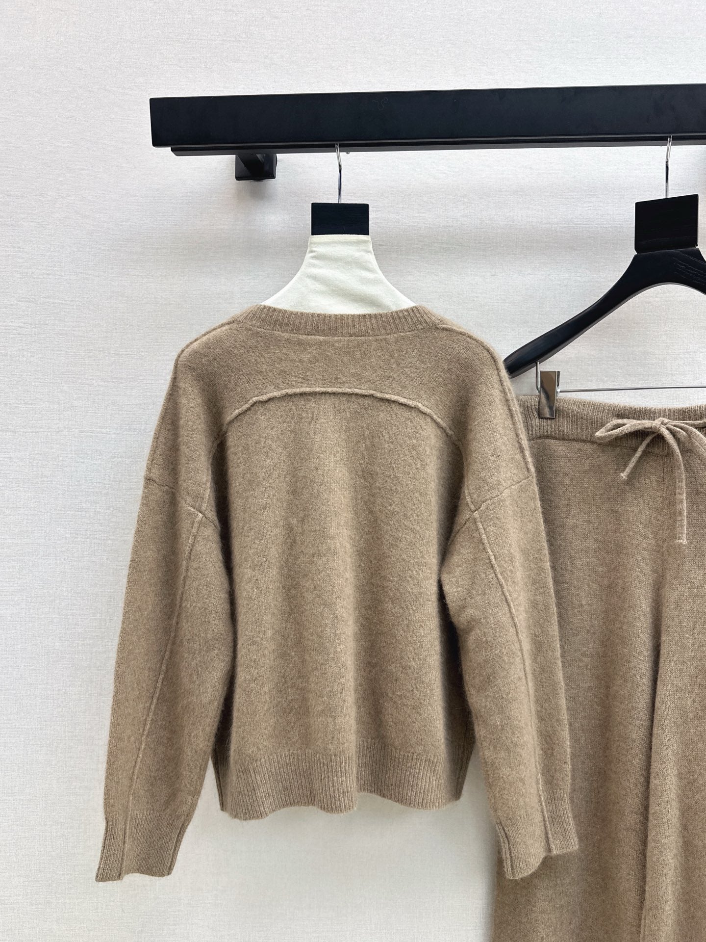 Loro 25fw pullover pants sets