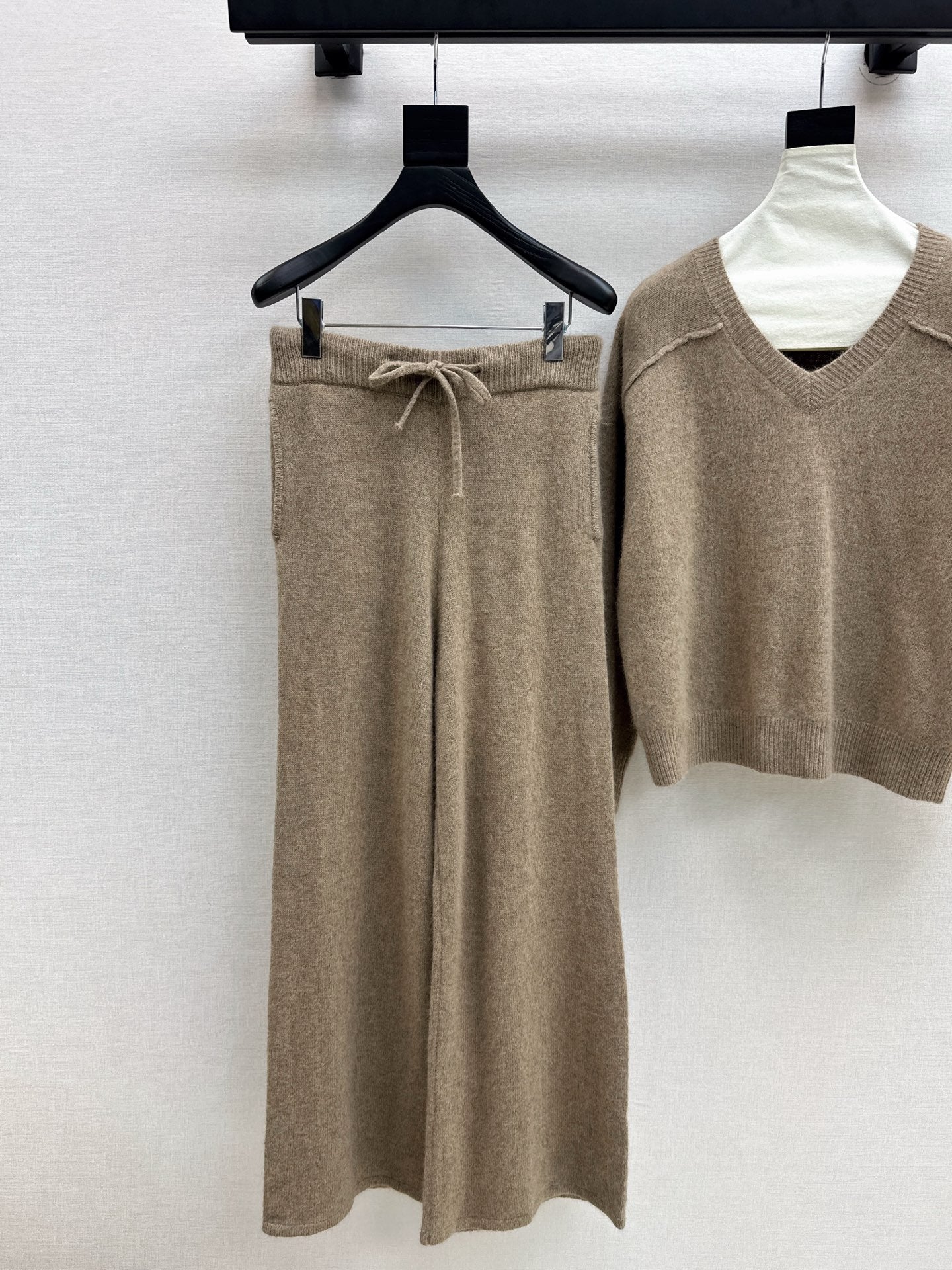 Loro 25fw pullover pants sets