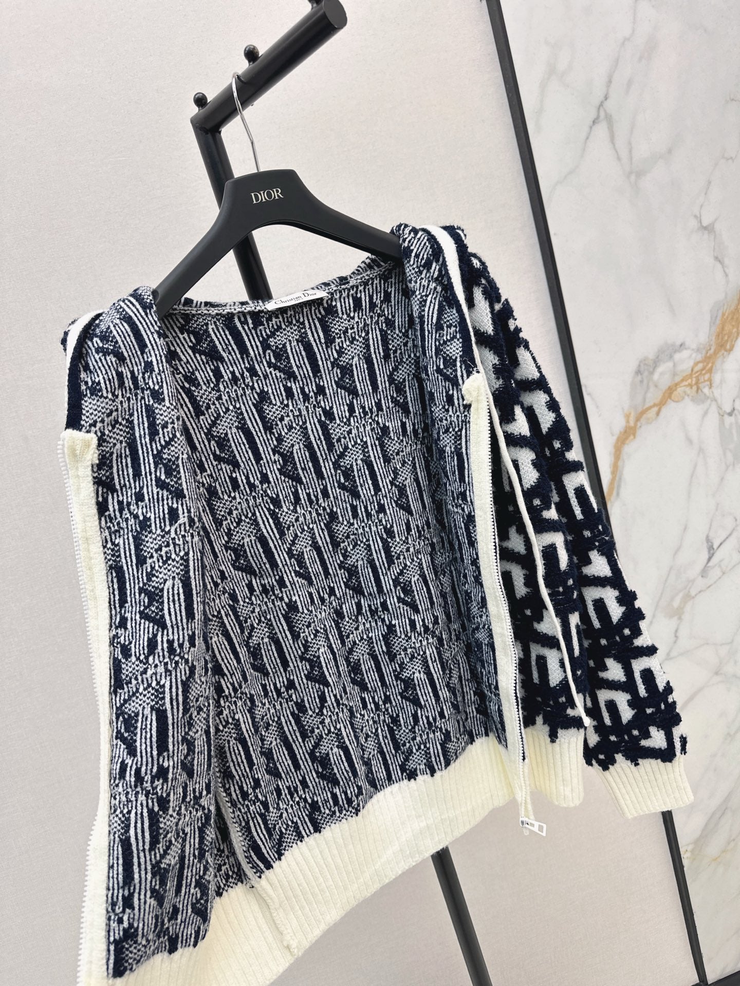 CD 25fw hooded knit cardigan