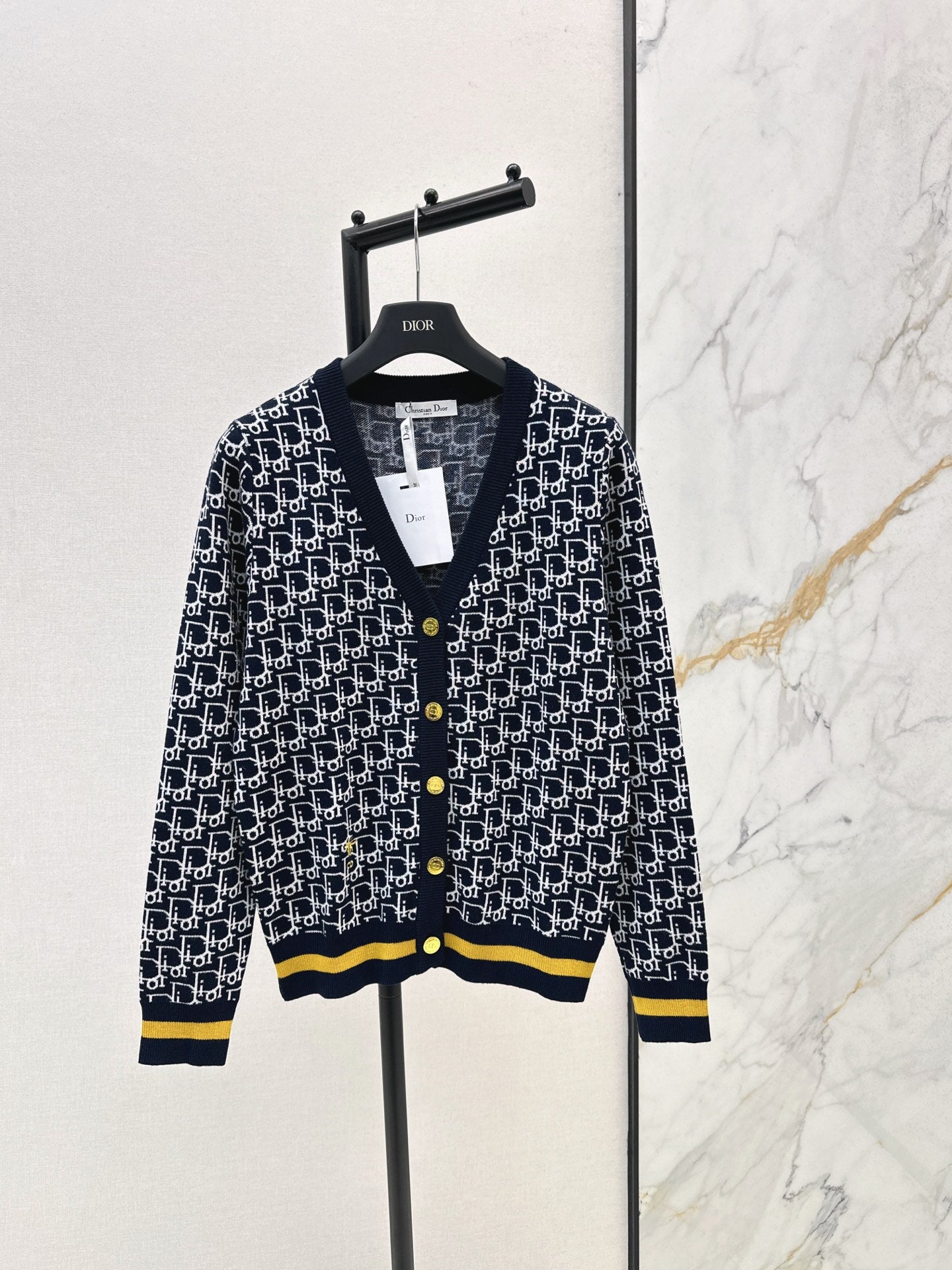 CD 25fw v-neck wool cardigan