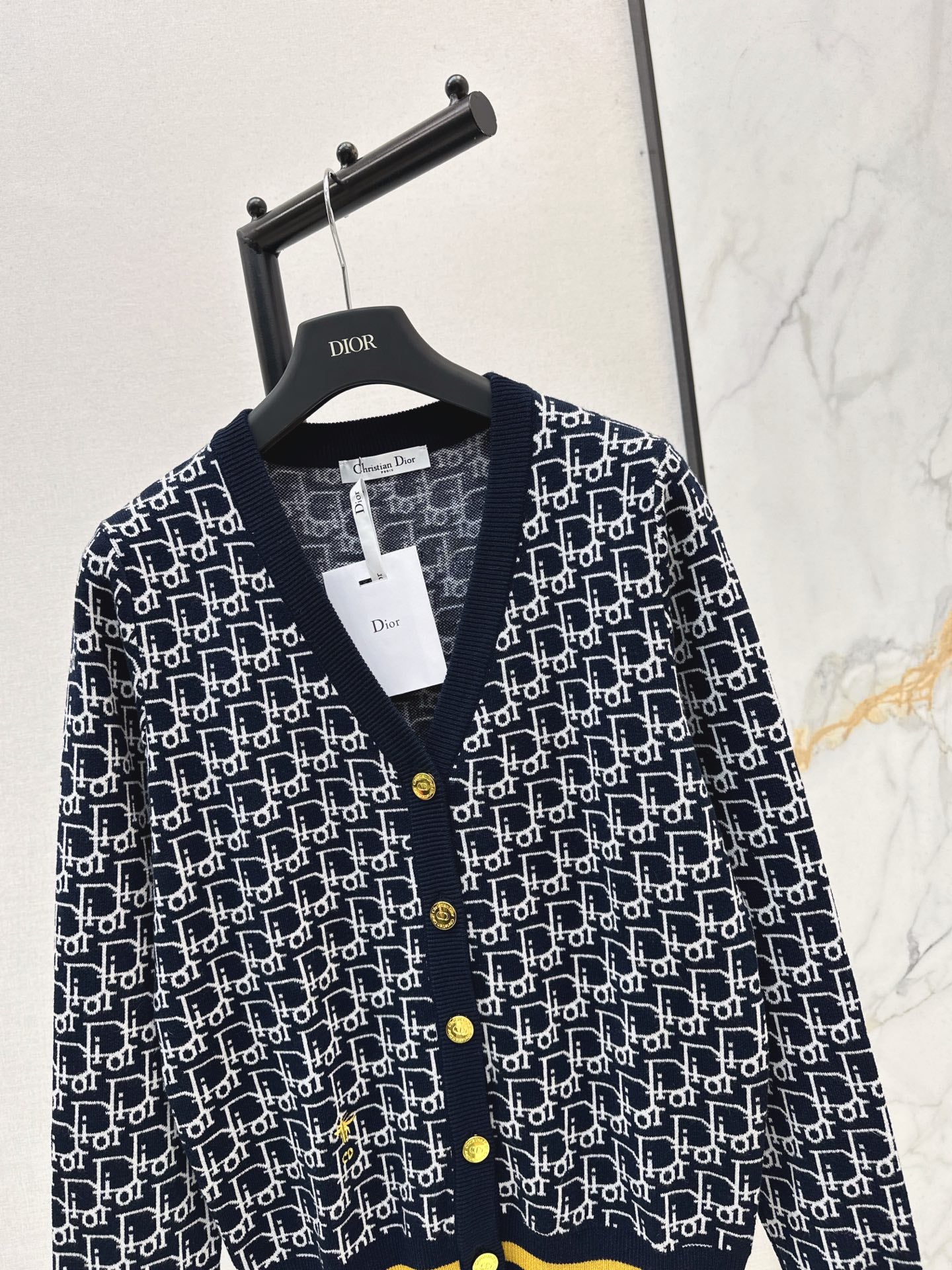 CD 25fw v-neck wool cardigan