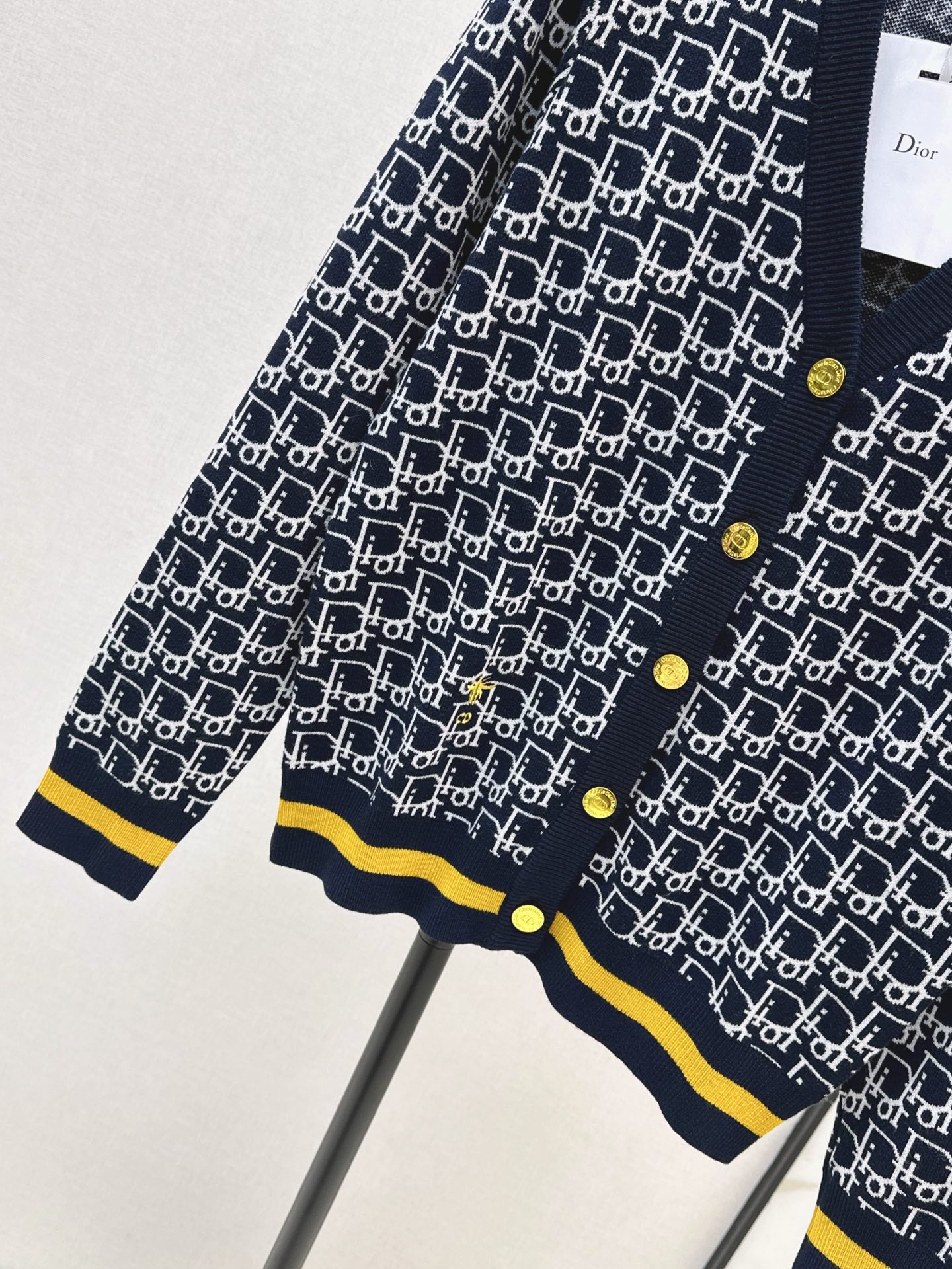 CD 25fw v-neck wool cardigan