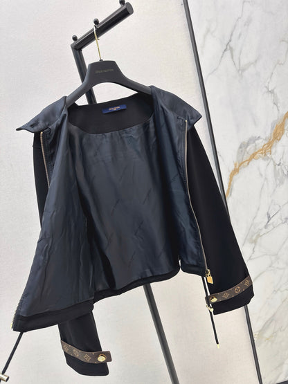 Loui 25fw hooded jacket