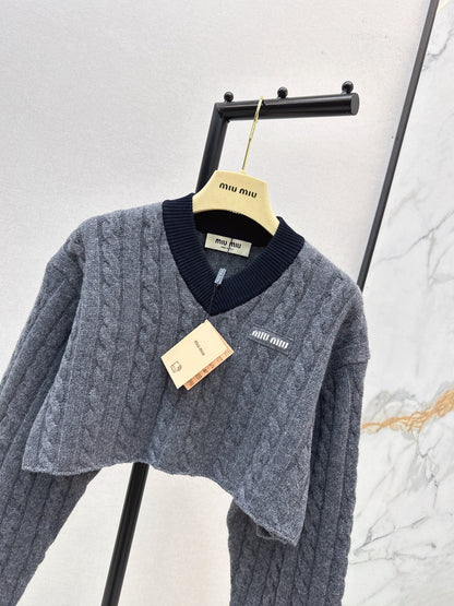 Miu 25fw knit sweater