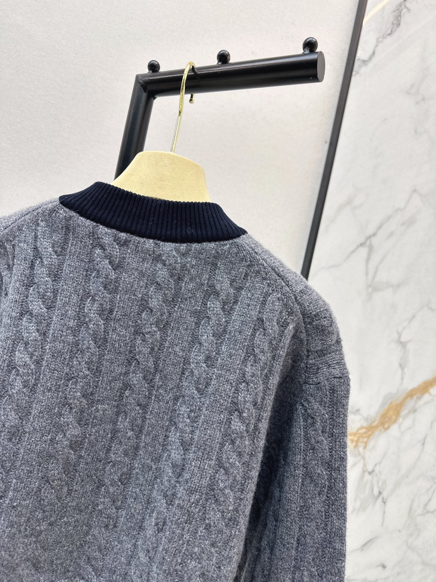 Miu 25fw knit sweater