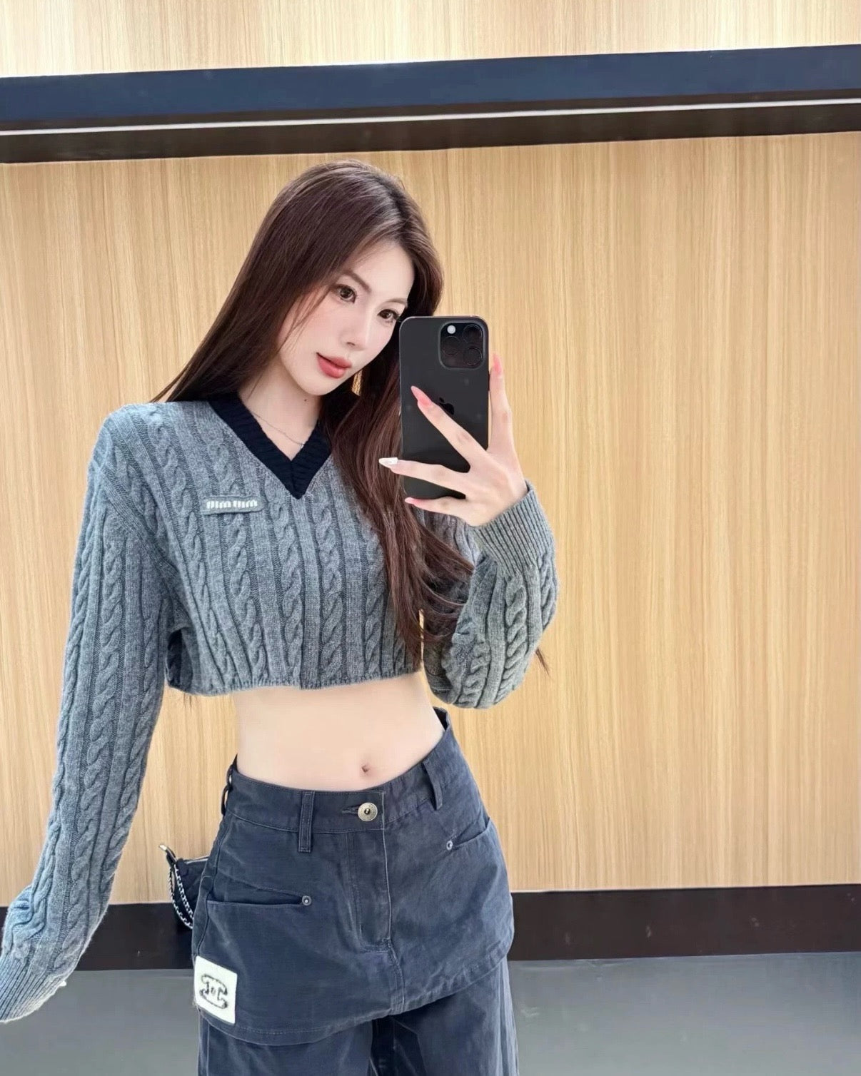 Miu 25fw knit sweater