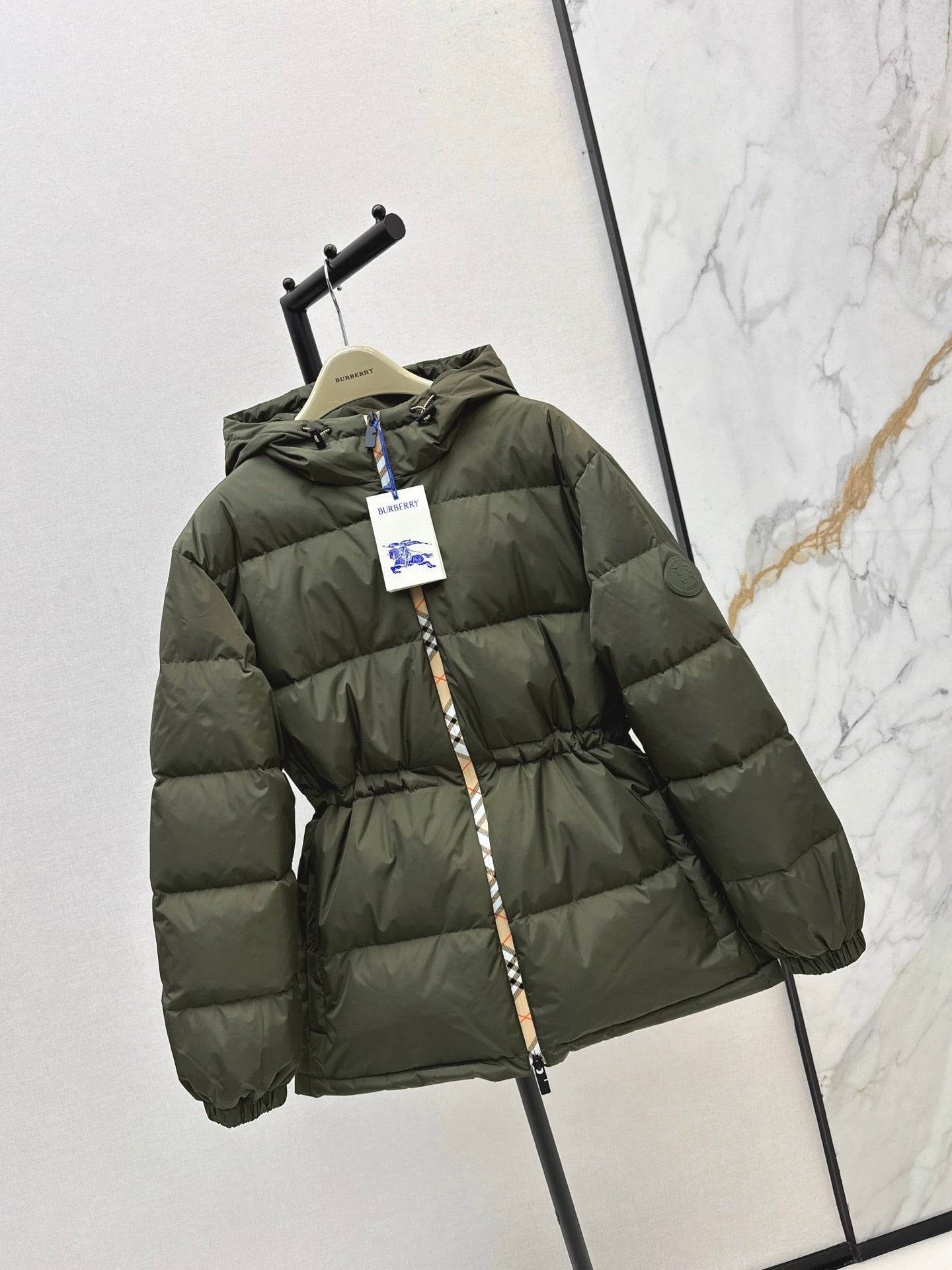 Bur 25fw down jacket