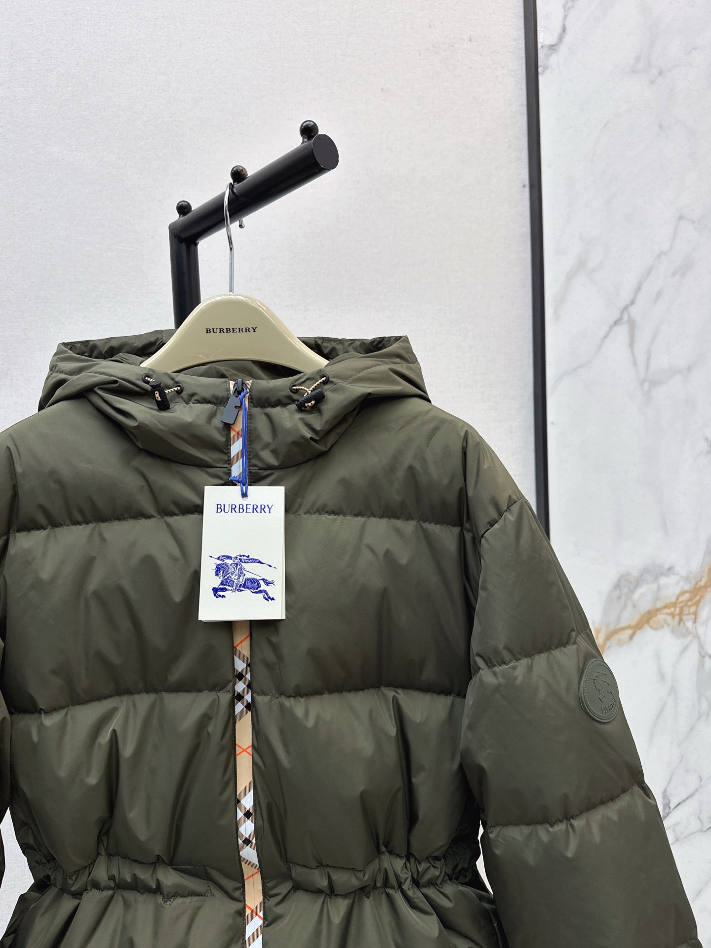 Bur 25fw down jacket